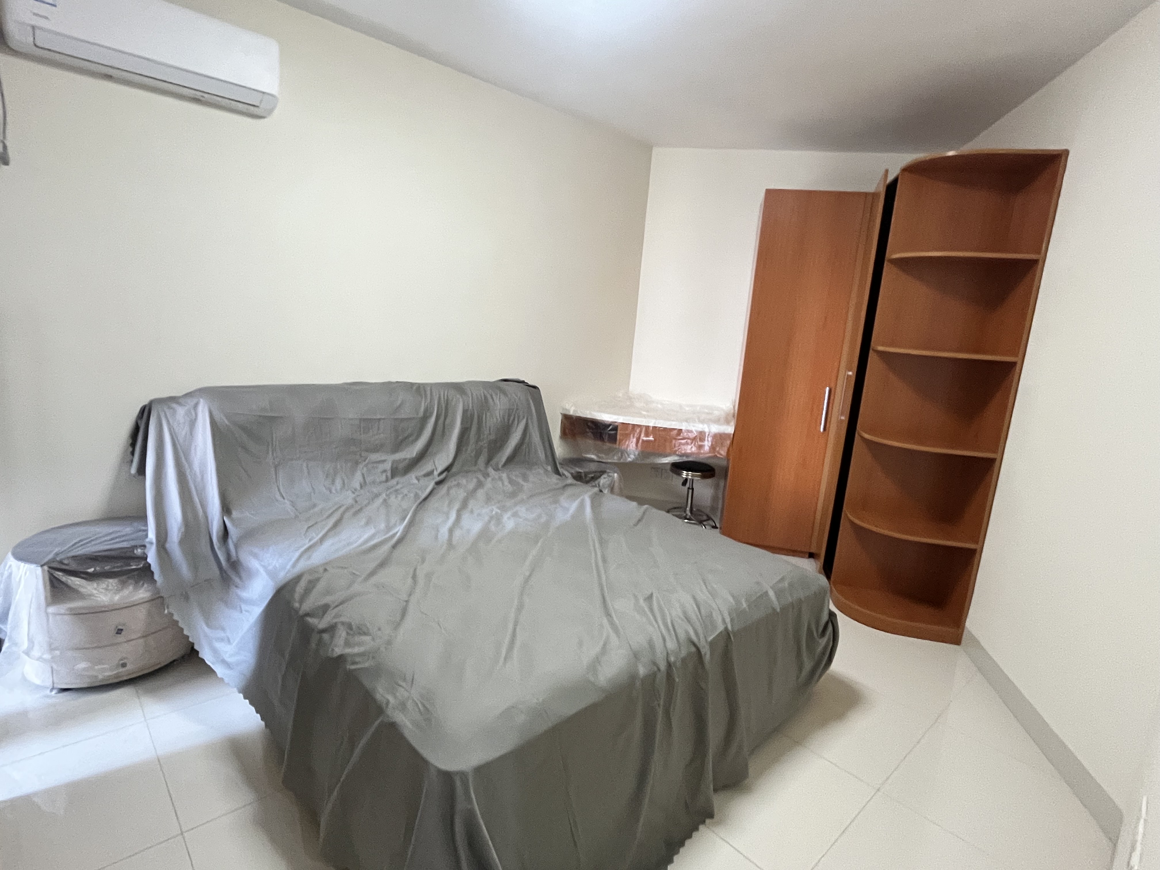 宝华海景 1室1厅1卫 2600.0元/月 宝华海景 1室1厅1卫 2600.0元/月室内图