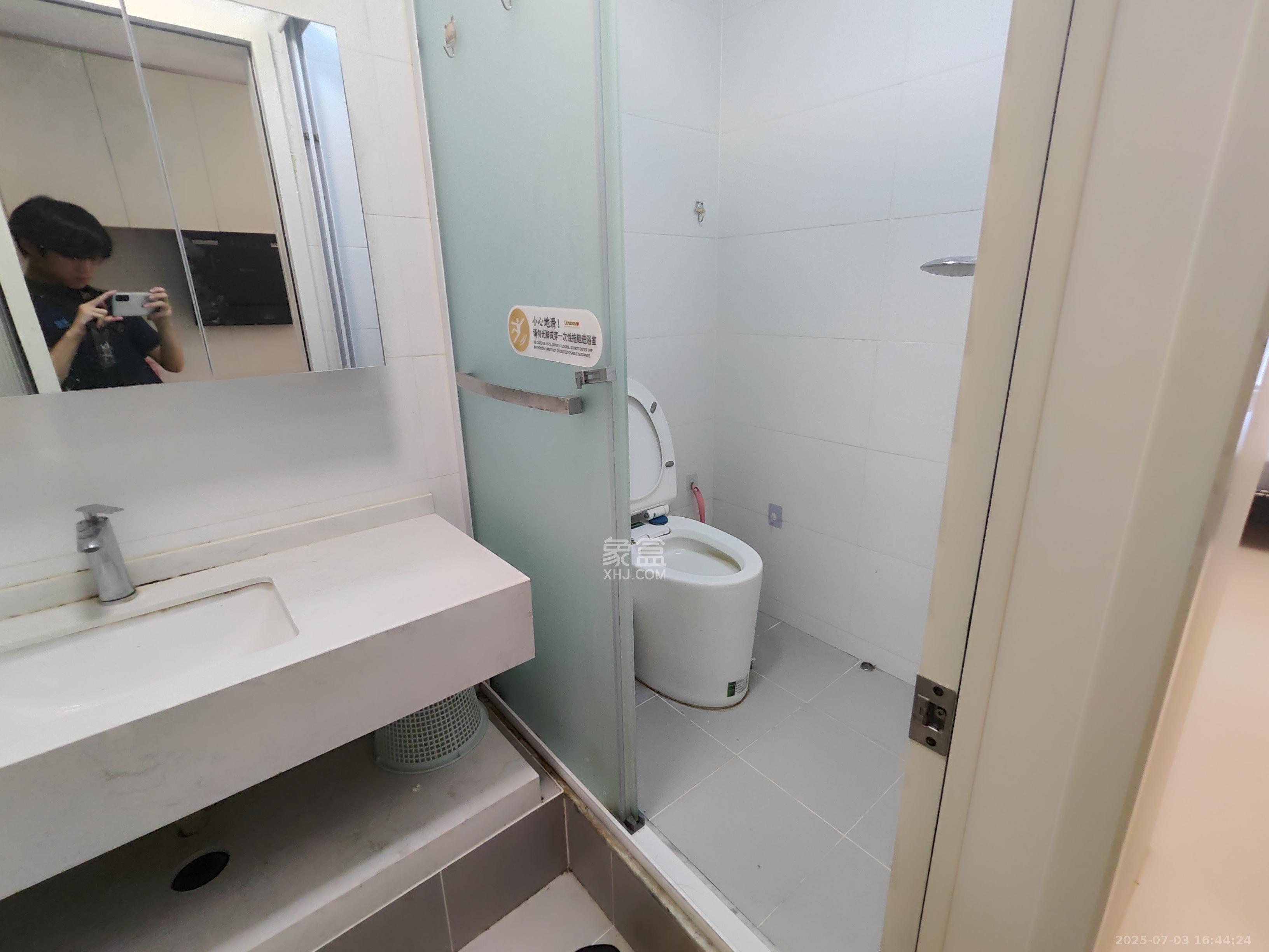 华润翡翠府  1室0厅0卫   1300.00元/月室内图