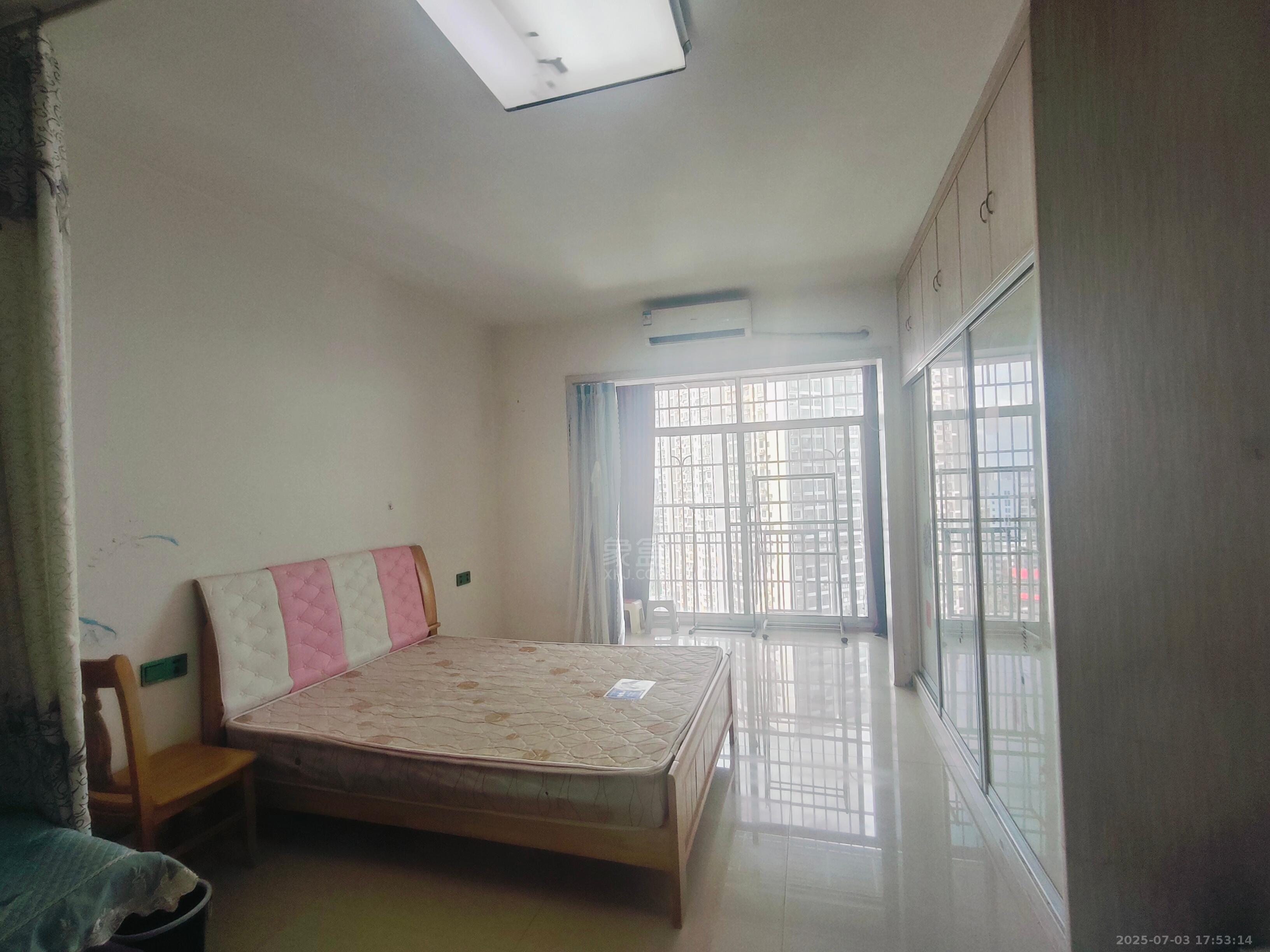 汇通国际 1室1厅1卫 900.0元/月 汇通国际 1室1厅1卫 900.0元/月室内图