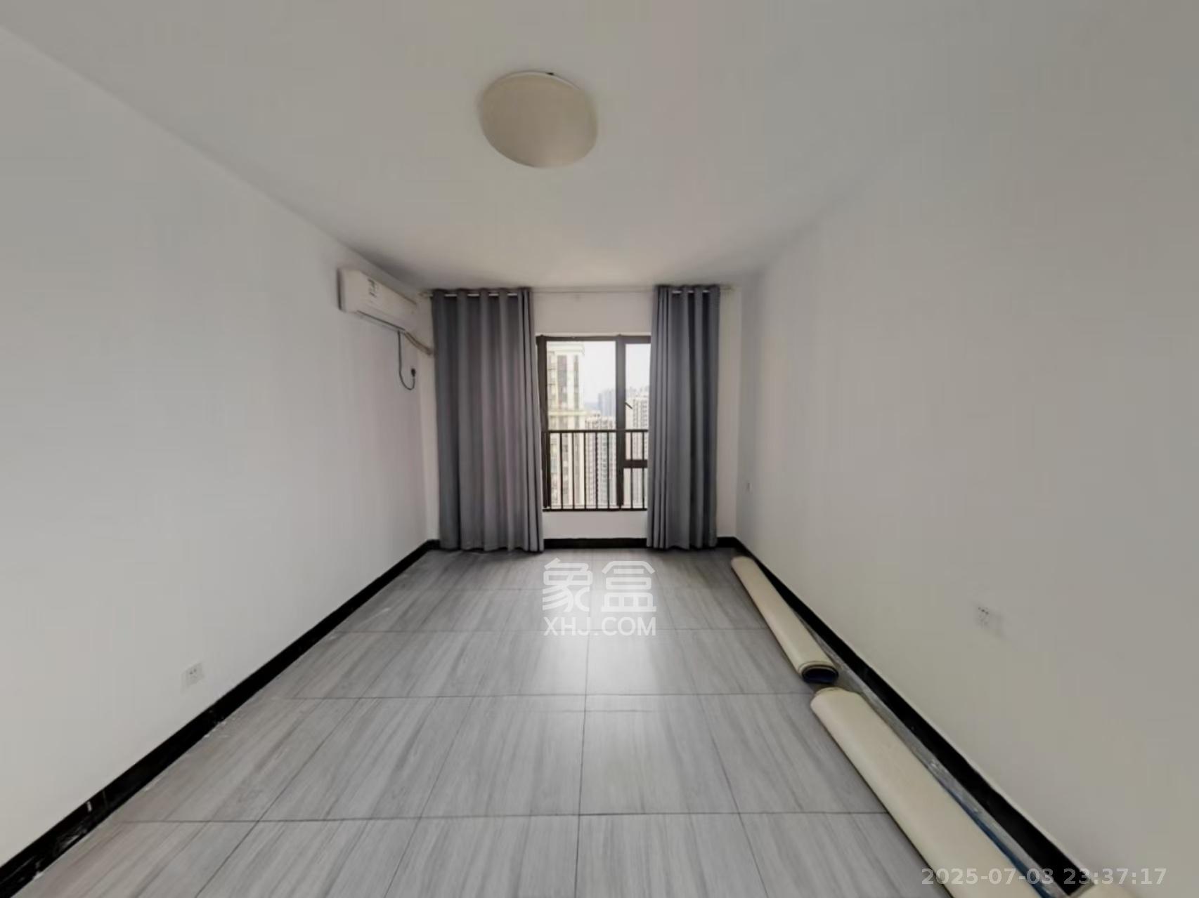 和泓梅溪四季 4室2厅2卫 3700.0元/月 和泓梅溪四季 4室2厅2卫 3700.0元/月室内图