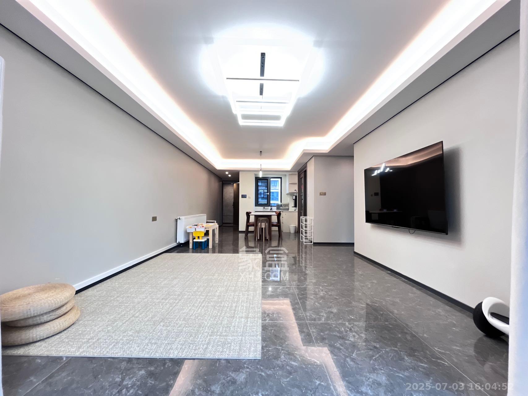 中海阅麓山一期  4室2厅2卫    4500.0元/月 中海阅麓山一期  4室2厅2卫    4500.0元/月室内图