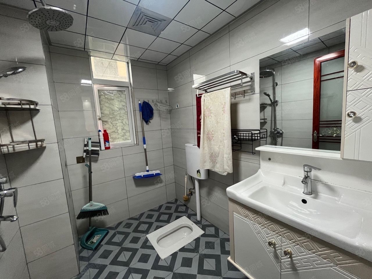 中天鹭鸶湾一期 2室1厅1卫 1700.0元/月 中天鹭鸶湾一期 2室1厅1卫 1700.0元/月室内图