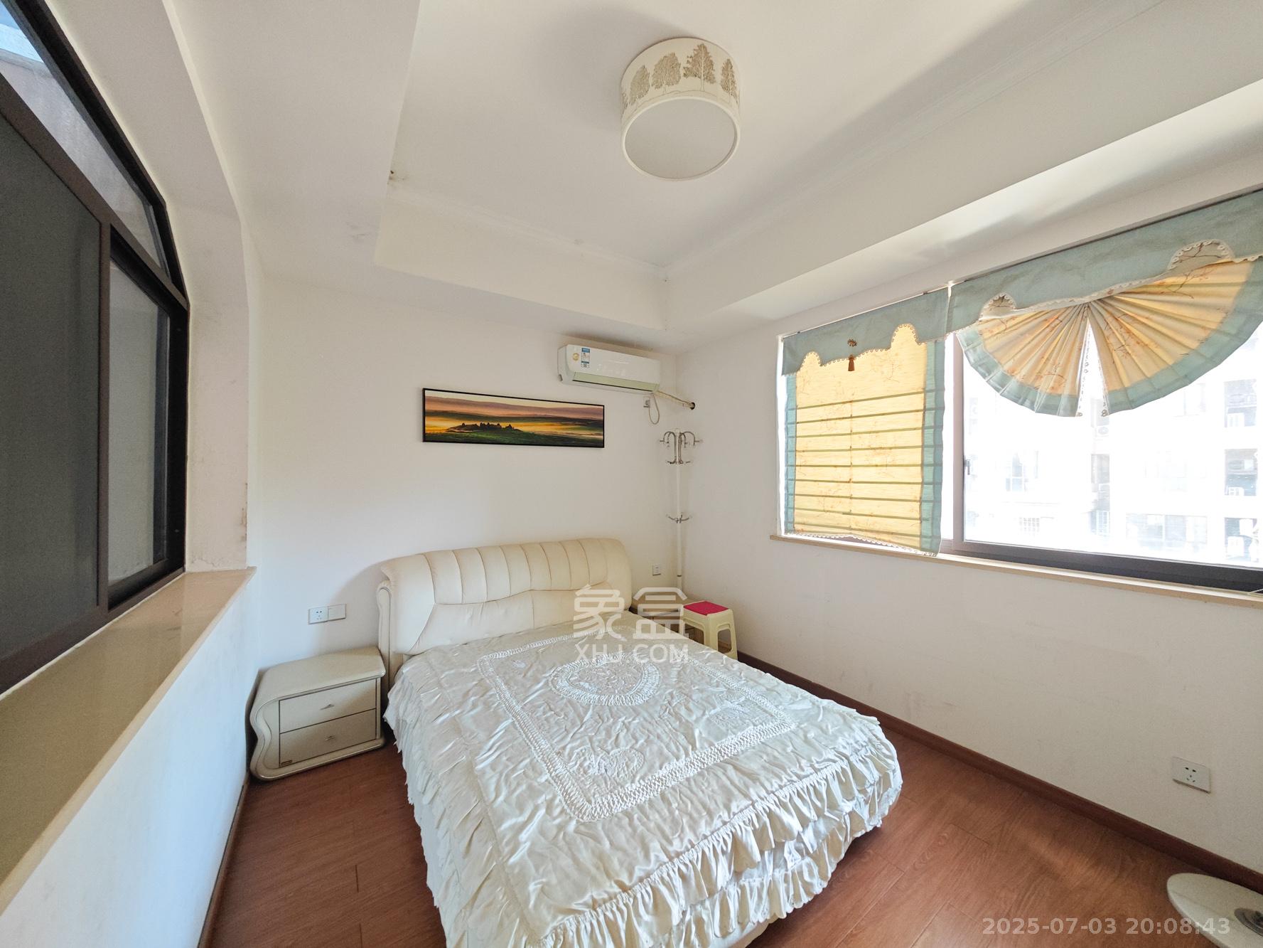 欧莱雅郡 3室2厅2卫 118.8万 欧莱雅郡 3室2厅2卫 118.8万卧室