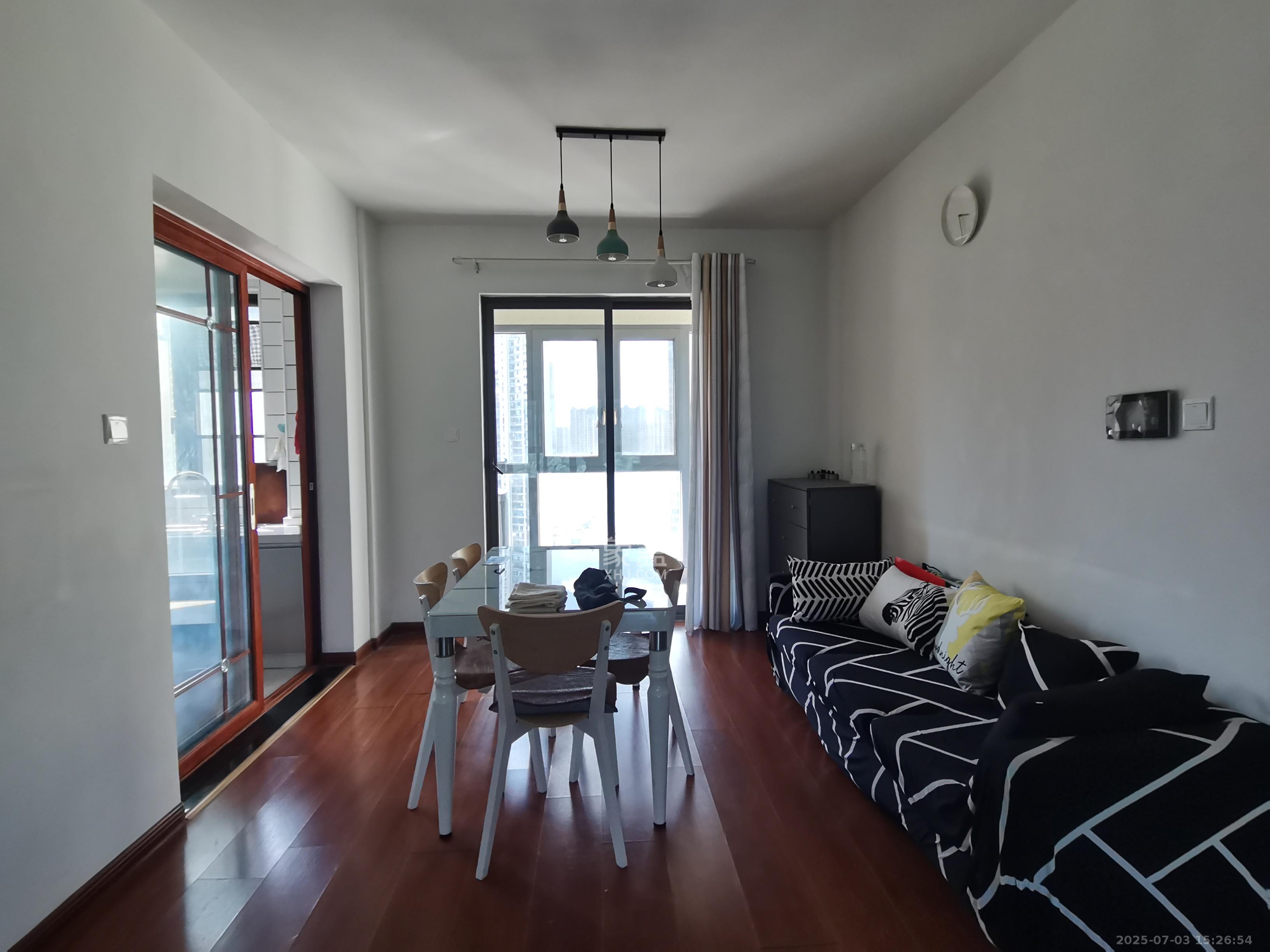 佳兆业云顶梅溪湖(佳兆业梅溪荟)  3室2厅2卫    3500.0元/月 佳兆业云顶梅溪湖(佳兆业梅溪荟)  3室2厅2卫    3500.0元/月室内图