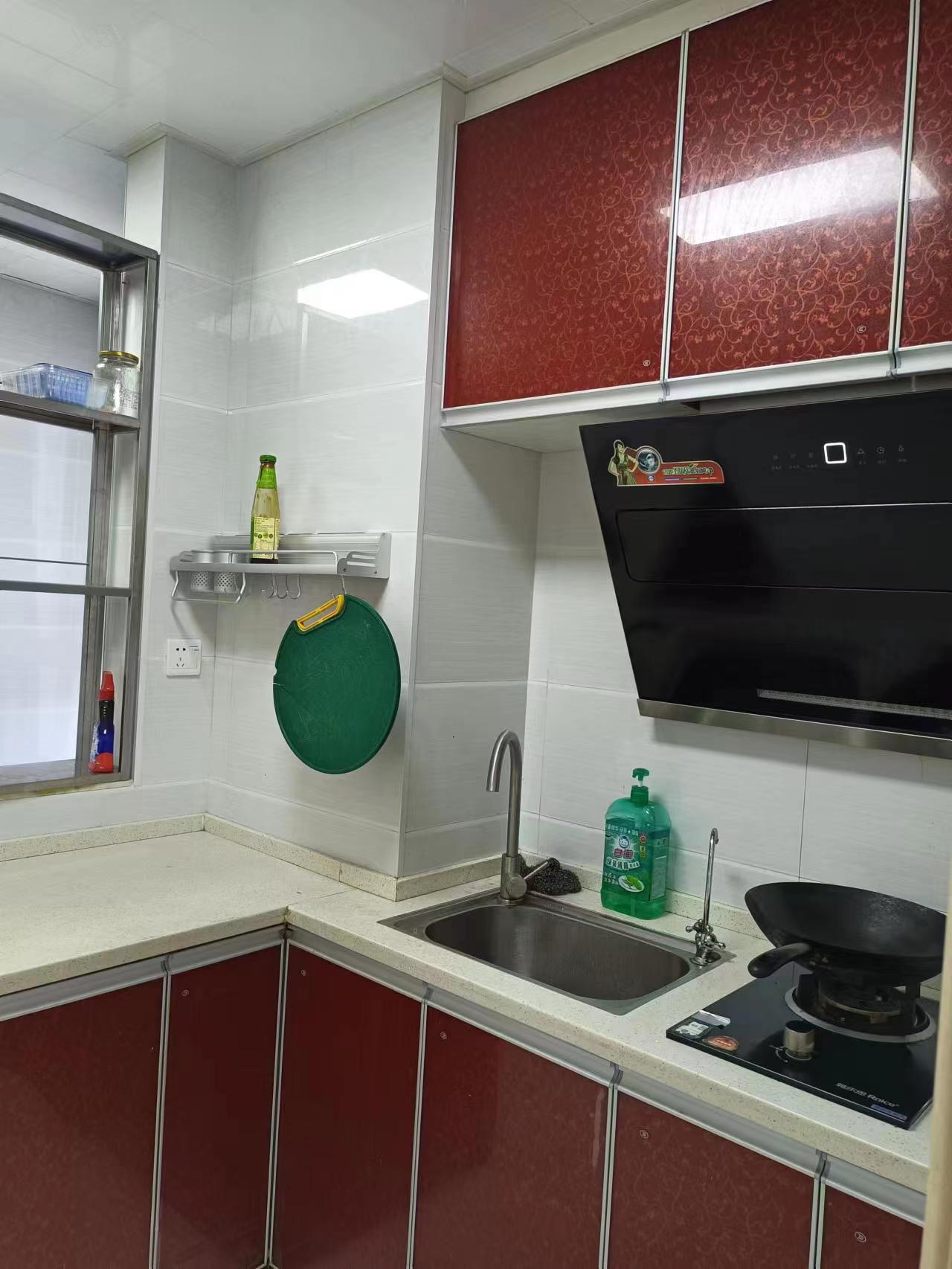 御笔华章  2室1厅1卫    1800.0元/月 御笔华章  2室1厅1卫    1800.0元/月室内图