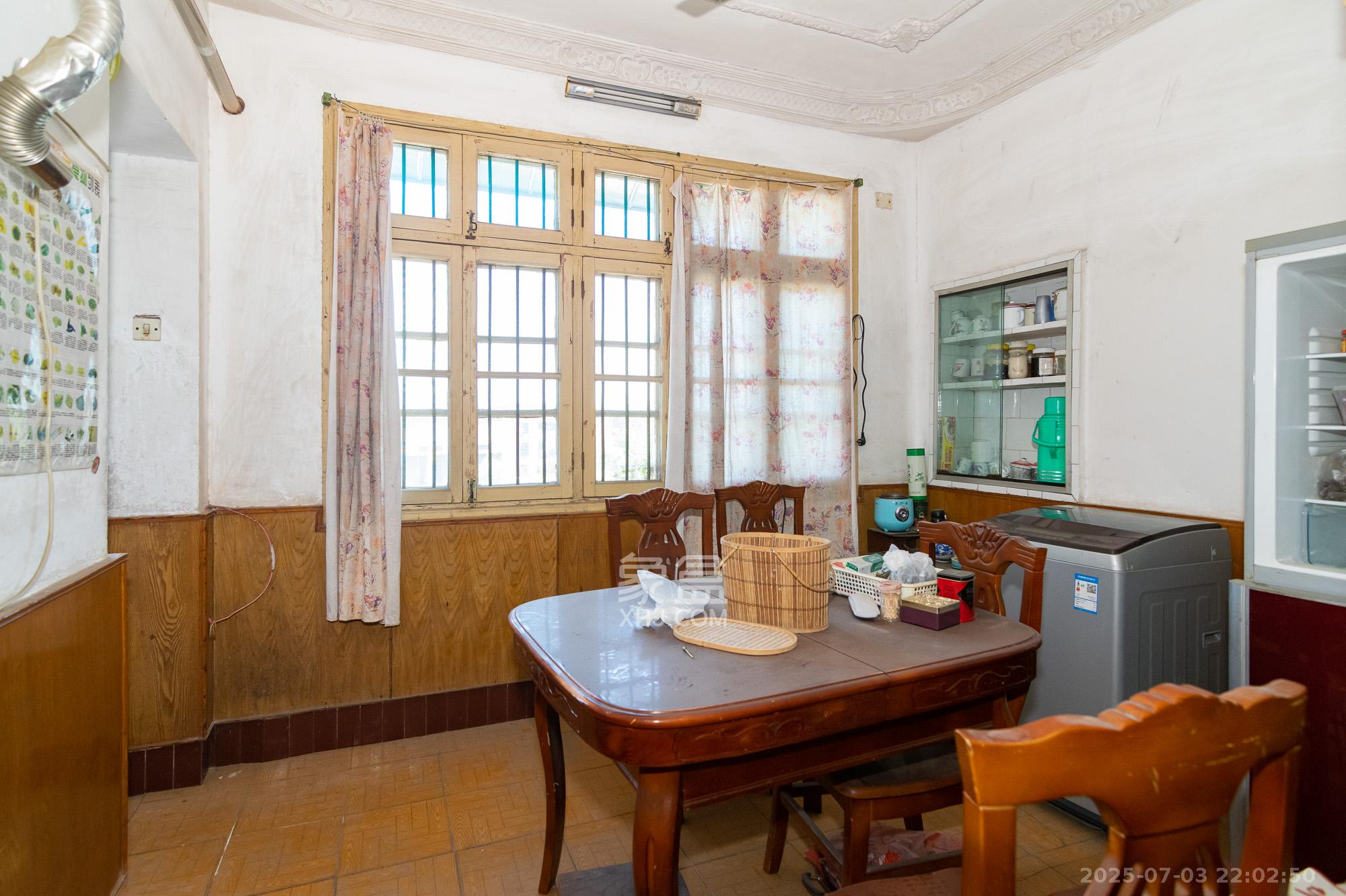 高塘岭镇体育西路散盘(体工路)  3室2厅1卫    32.0万 高塘岭镇体育西路散盘(体工路)  3室2厅1卫    32.0万其他