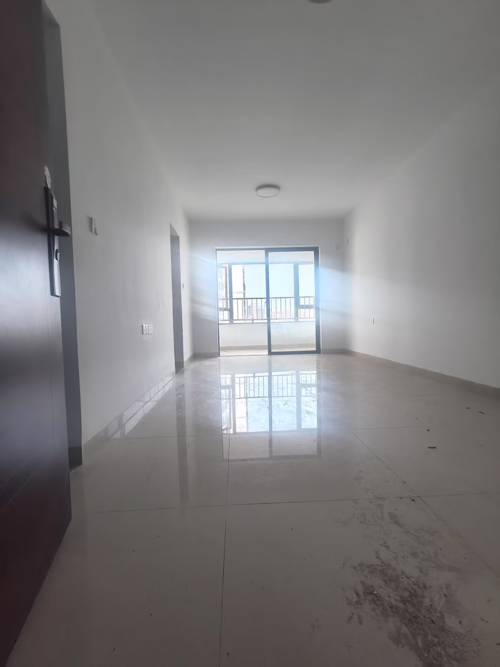 龙城新景 1室2厅1卫 68.0万 龙城新景 1室2厅1卫 68.0万室内图