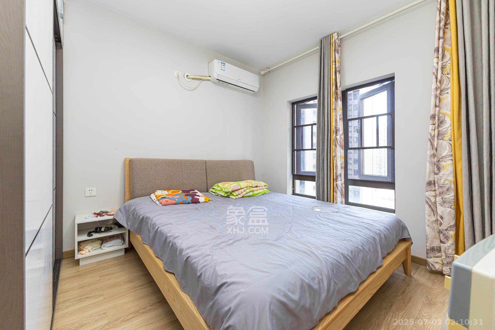 时代倾城五期 1室0厅0卫 93.0万 时代倾城五期 1室0厅0卫 93.0万卧室