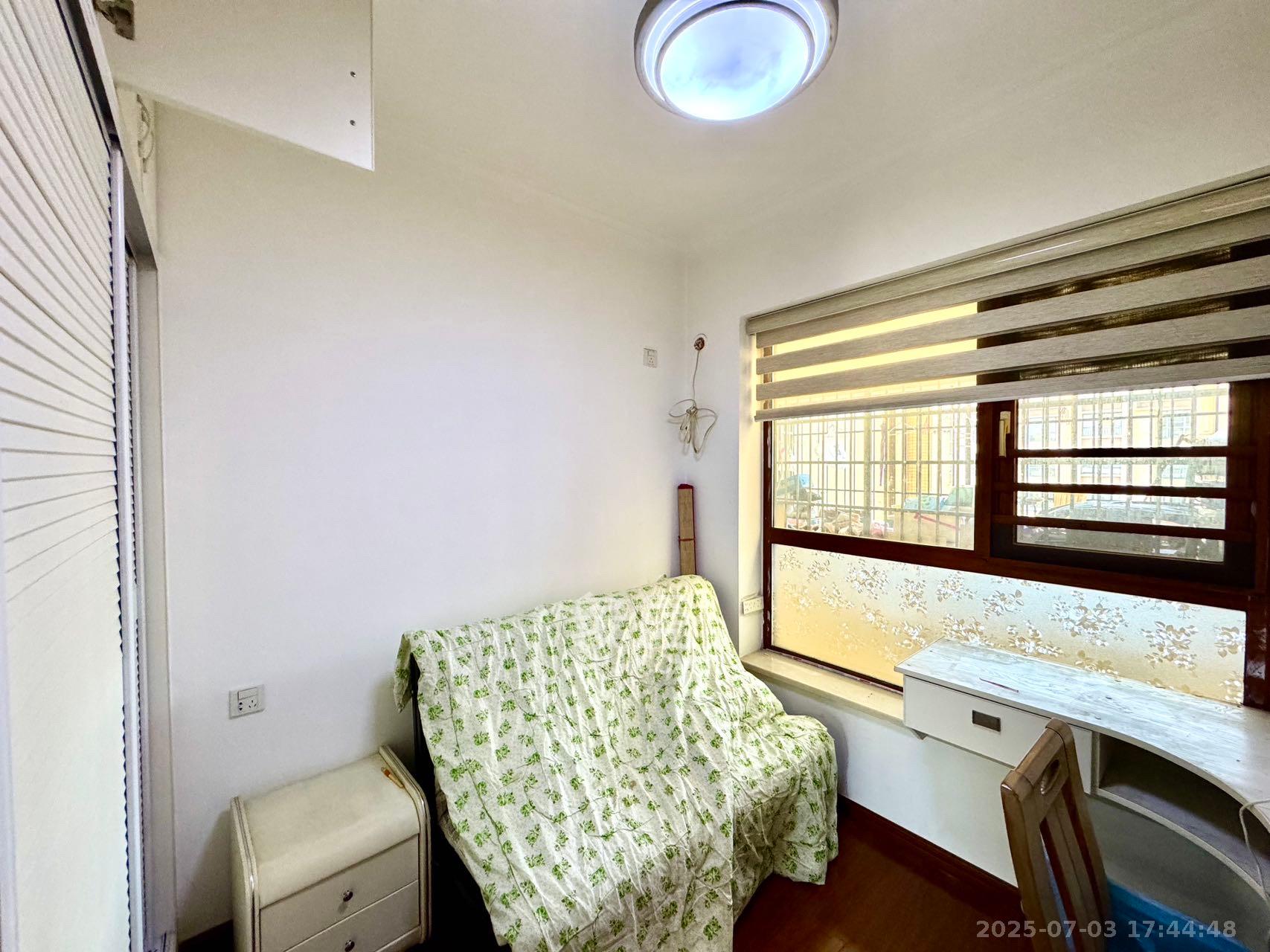 兰亭都荟(璟峰苑)  3室2厅1卫    2700.0元/月 兰亭都荟(璟峰苑)  3室2厅1卫    2700.0元/月室内图