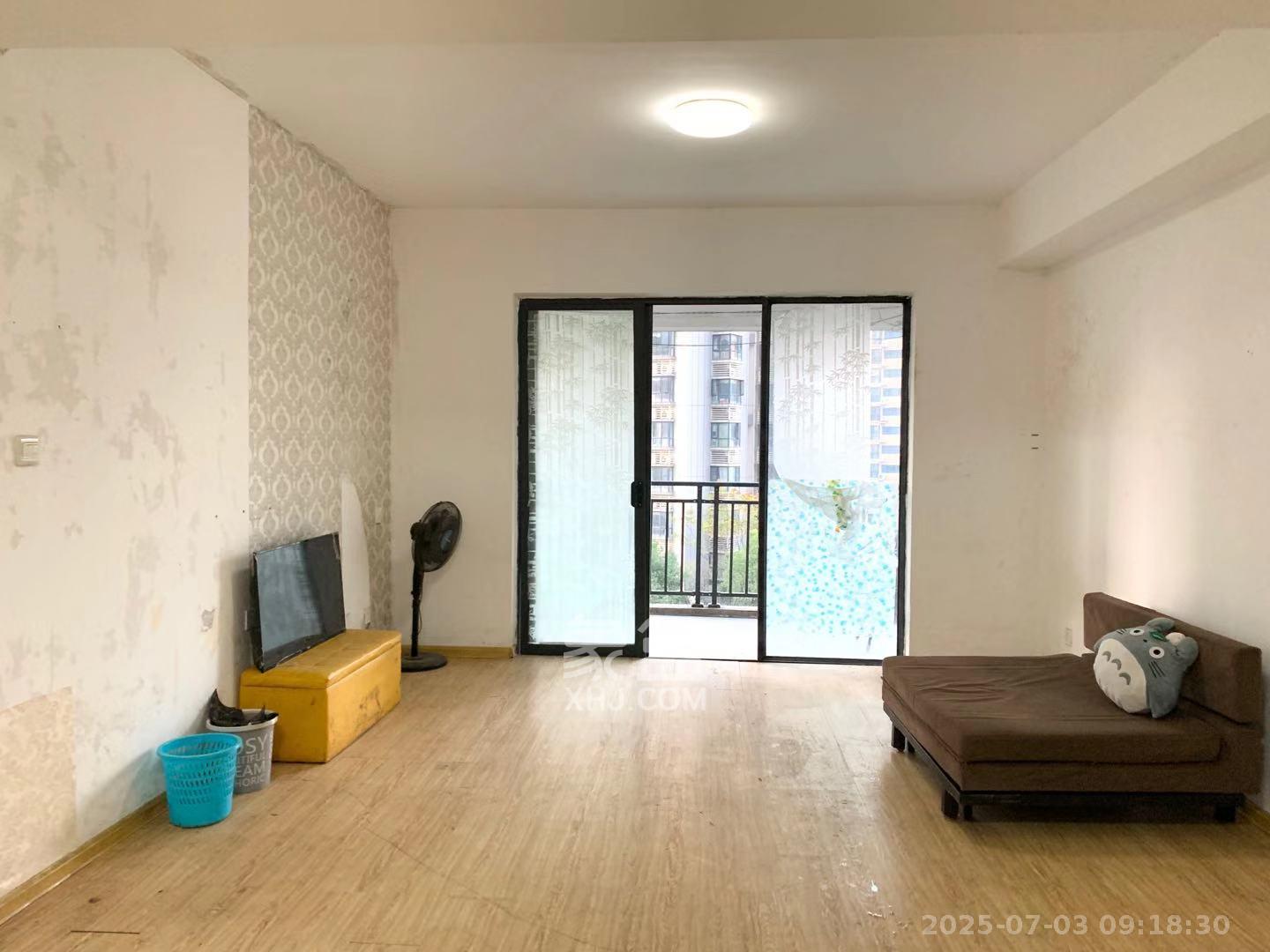 莱茵城 3室2厅2卫 2000.0元/月 莱茵城 3室2厅2卫 2000.0元/月室内图