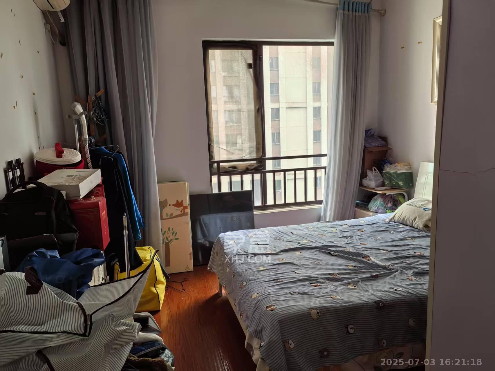 旭辉御府  3室2厅2卫   2600.00元/月室内图