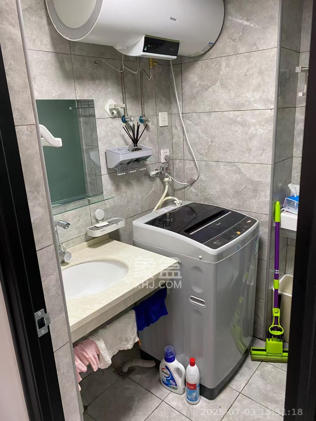 青年公寓  1室1厅1卫    2650.0元/月 青年公寓  1室1厅1卫    2650.0元/月室内图