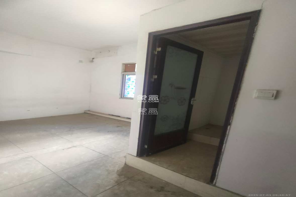 便河边社区 1室0厅0卫 3000.00元/月 便河边社区 1室0厅0卫 3000.00元/月室内图