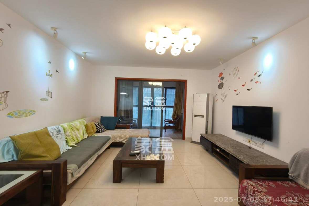 和美星城 3室2厅2卫 2300.0元/月 和美星城 3室2厅2卫 2300.0元/月室内图