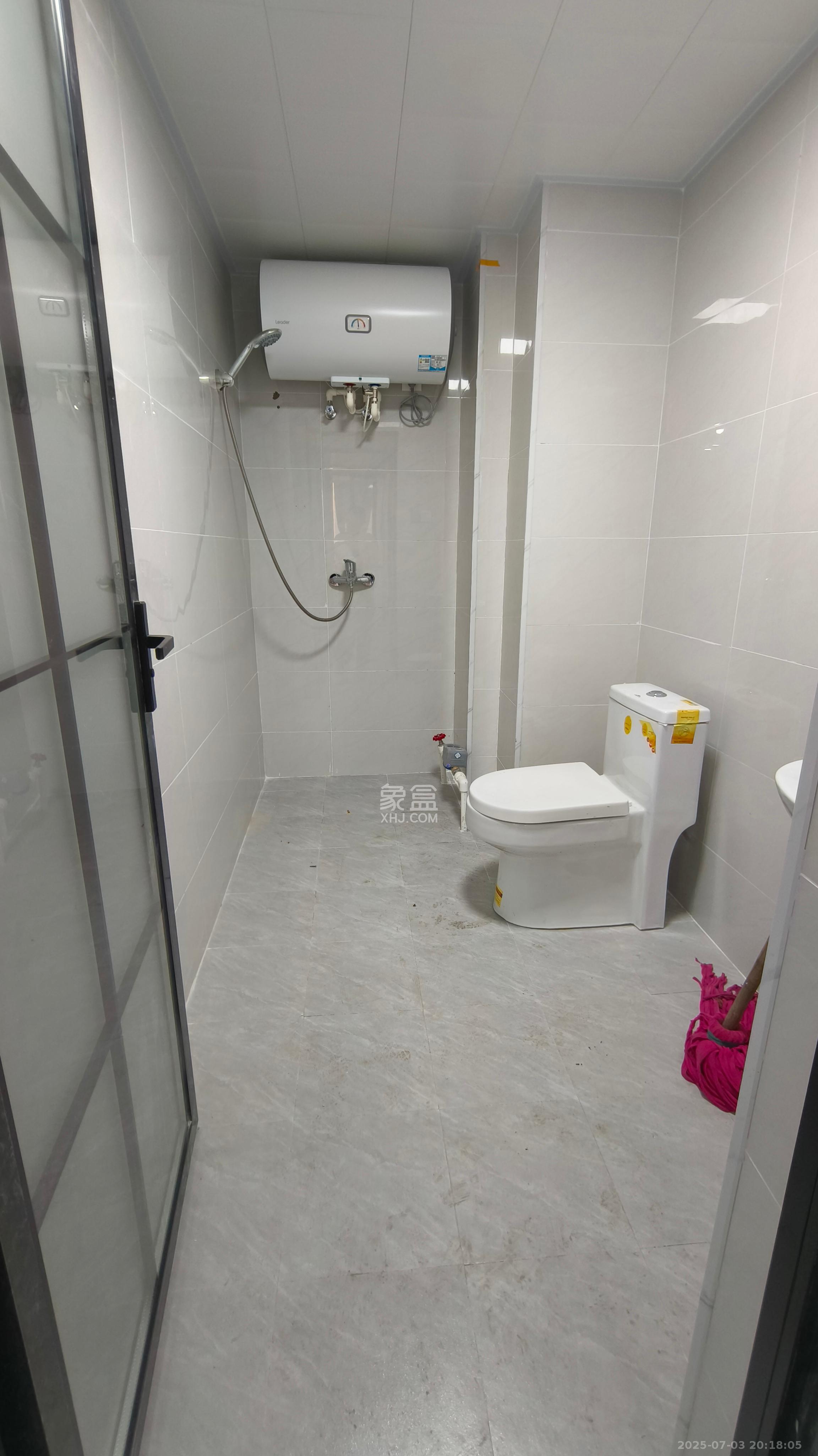 天骄福邸  1室1厅1卫    1700.0元/月室内图