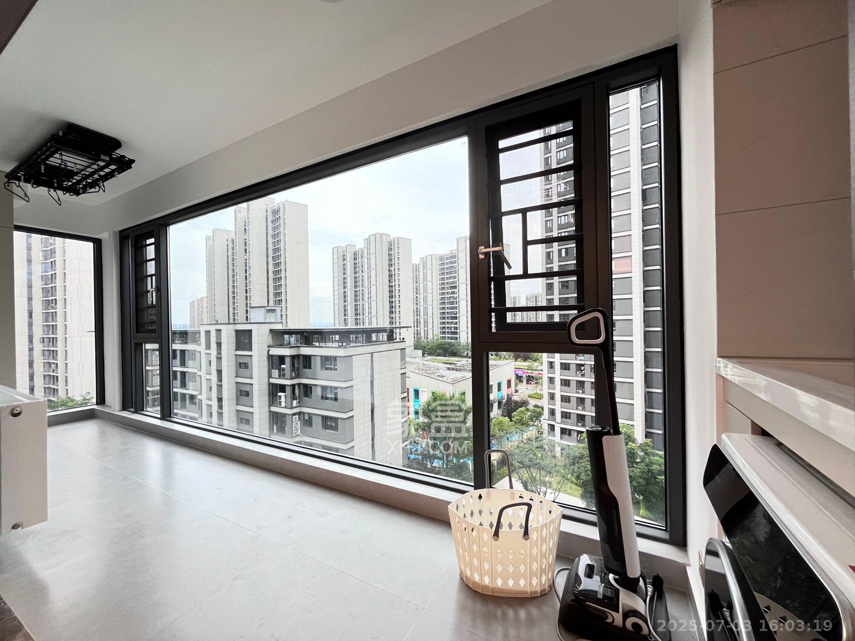 中海阅麓山一期  4室2厅2卫    4500.0元/月 中海阅麓山一期  4室2厅2卫    4500.0元/月室内图