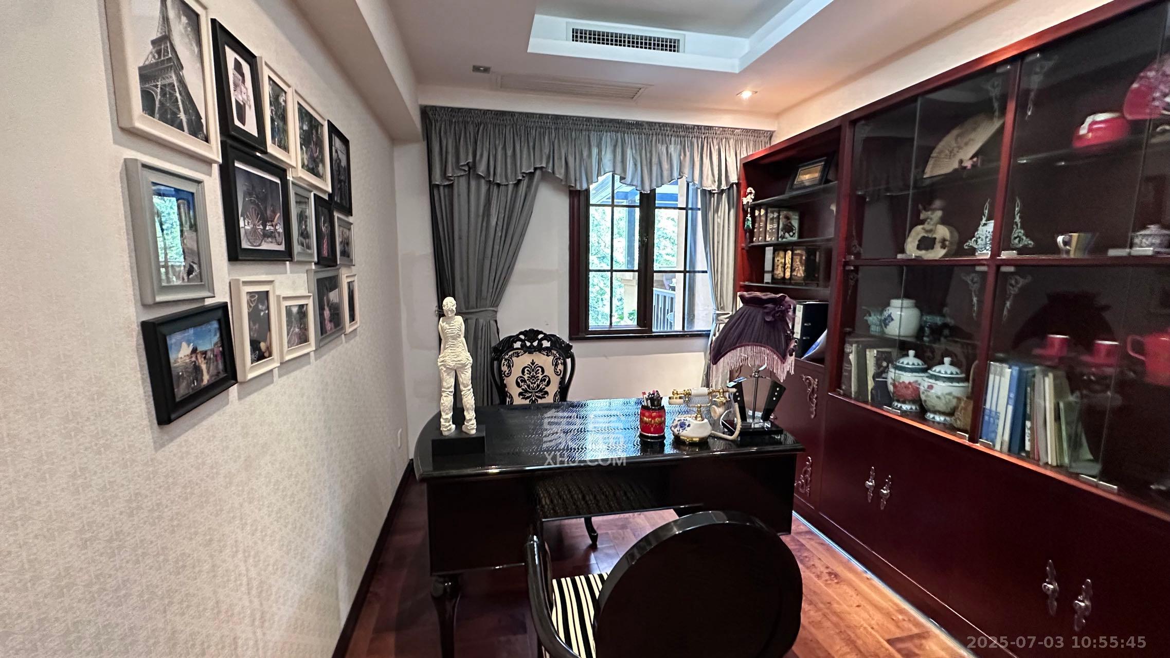 融科檀香山(融科紫檀、香山国际)  2室2厅2卫    5500.0元/月 融科檀香山(融科紫檀、香山国际)  2室2厅2卫    5500.0元/月室内图