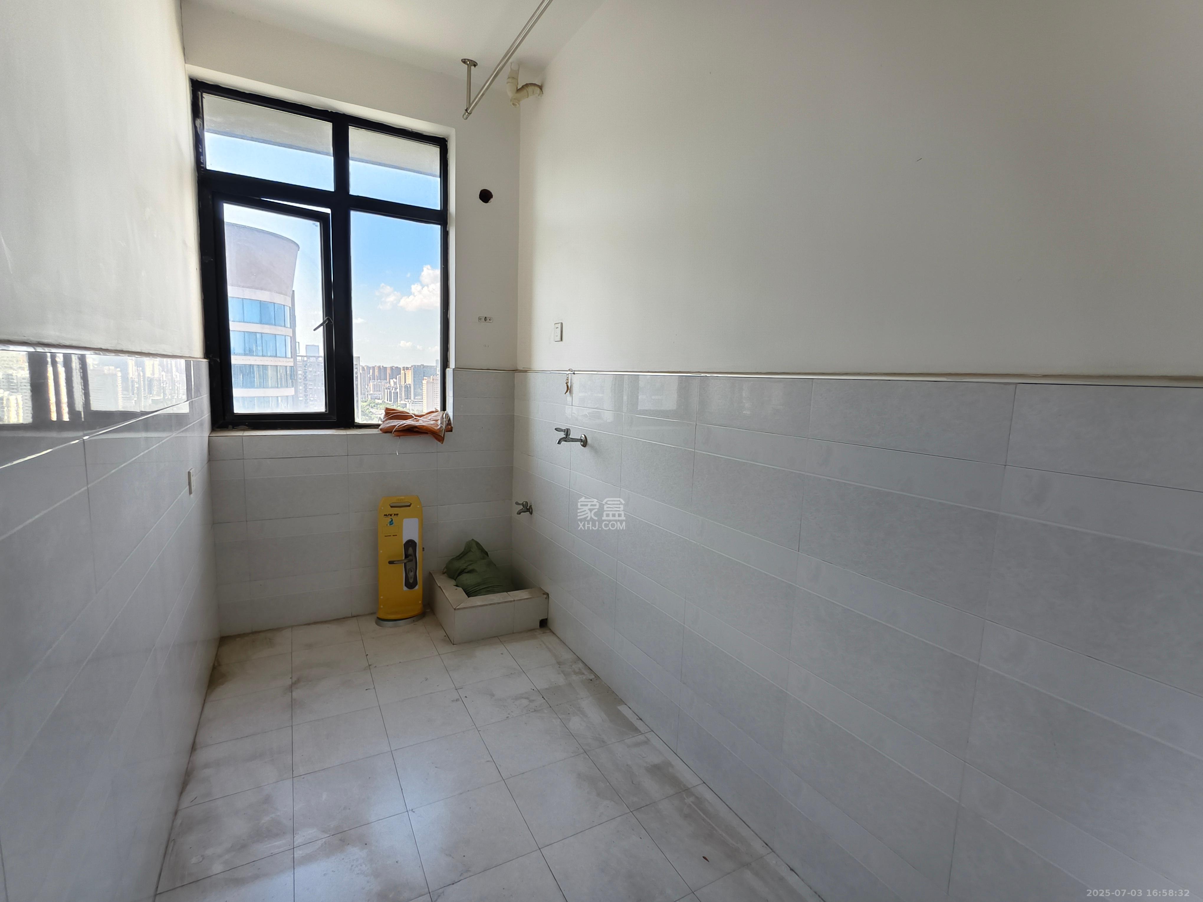 鑫远杰座  2室2厅1卫   2300.00元/月室内图