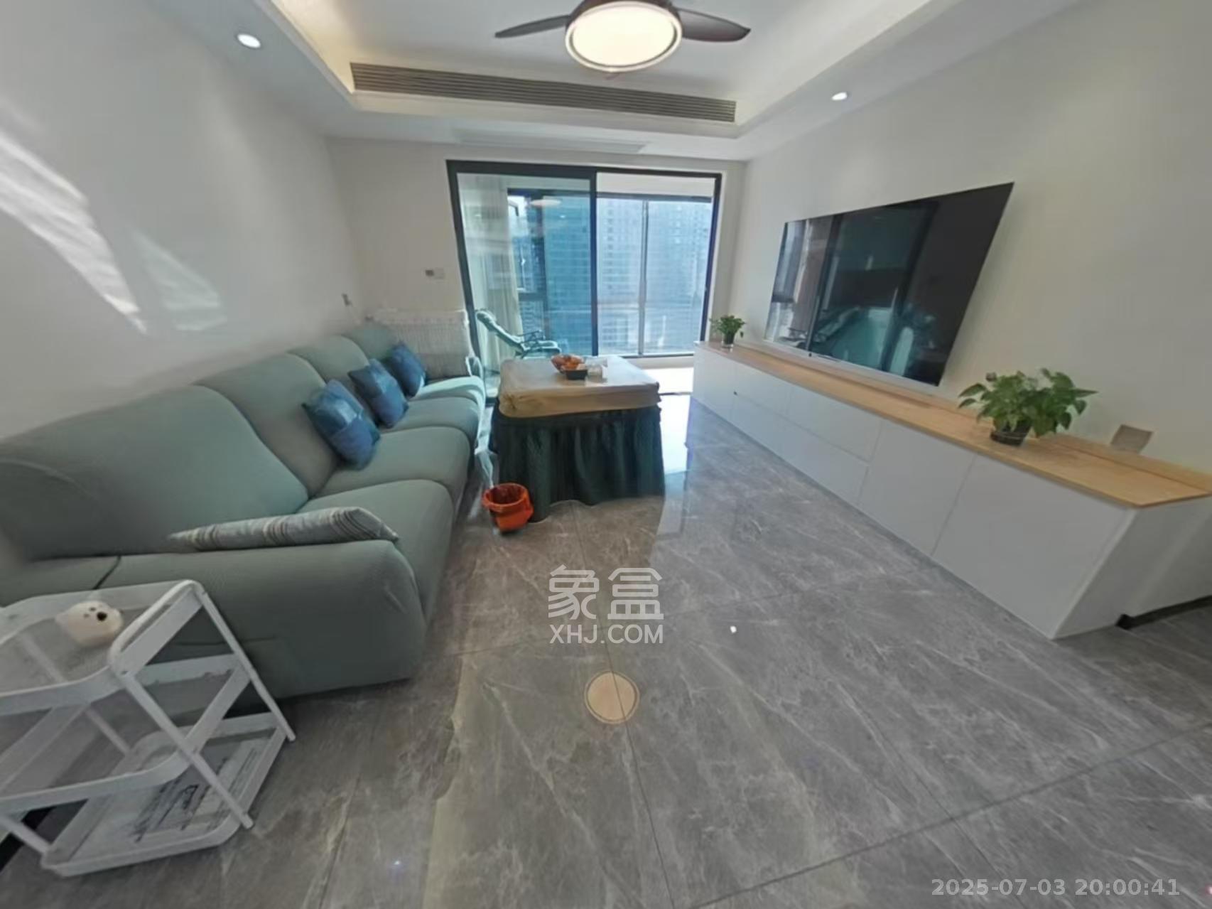 中国铁建湘语梅溪  4室2厅2卫   4000.00元/月
