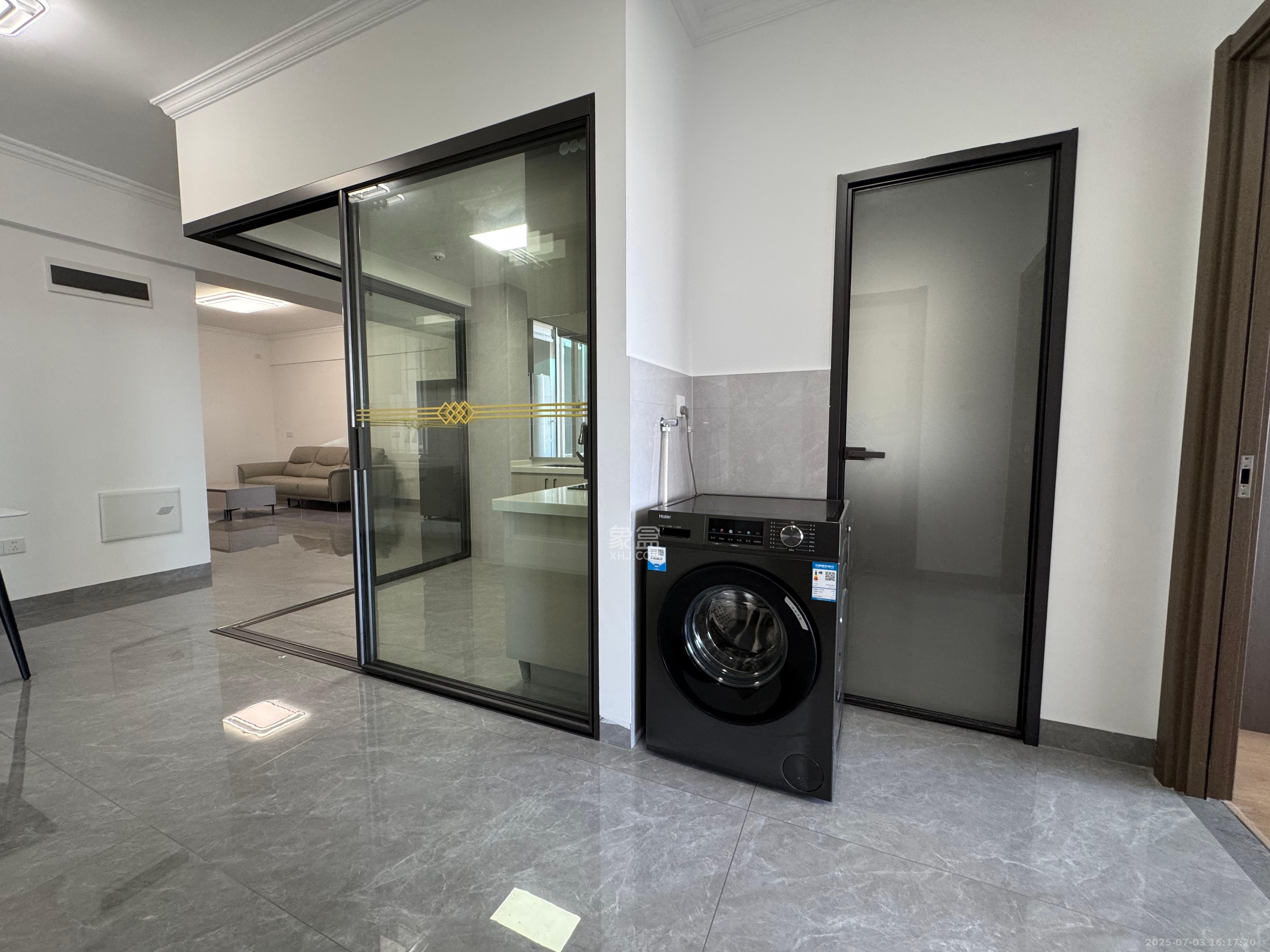 建鸿达现代城 3室2厅1卫 4800.0元/月 建鸿达现代城 3室2厅1卫 4800.0元/月室内图