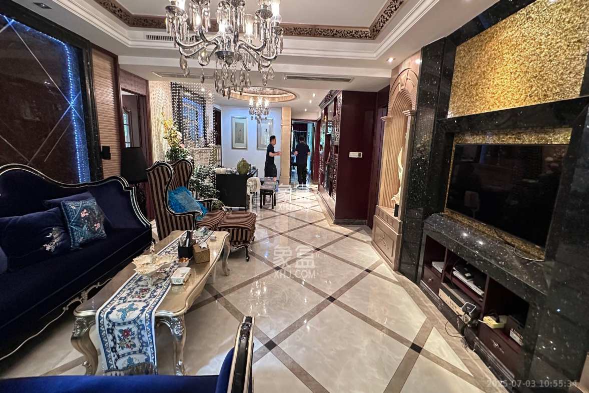 融科檀香山(融科紫檀、香山国际)  2室2厅2卫    5500.0元/月 融科檀香山(融科紫檀、香山国际)  2室2厅2卫    5500.0元/月室内图1