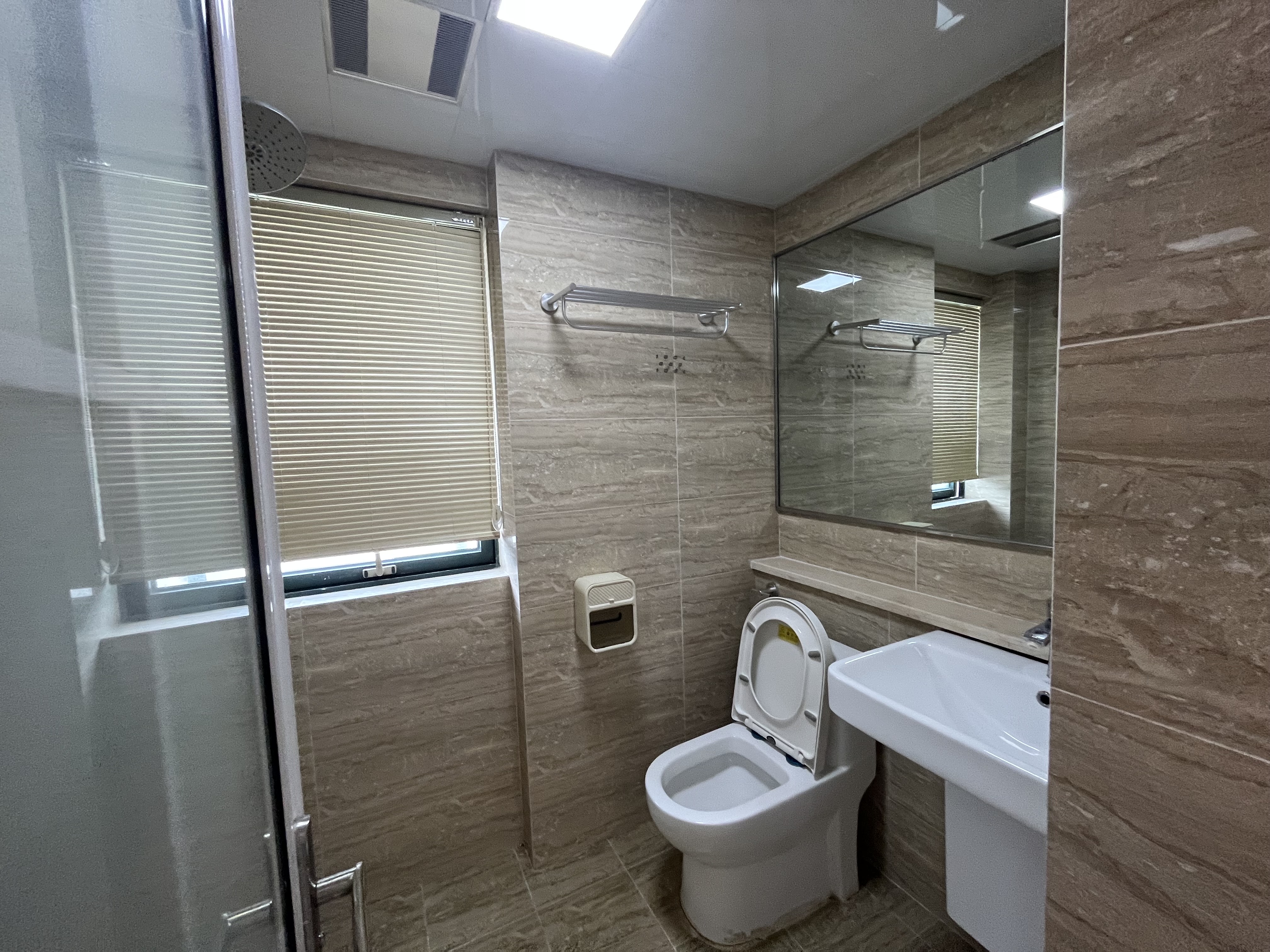 晨晖帝景 2室2厅1卫 2100.0元/月 晨晖帝景 2室2厅1卫 2100.0元/月户型图