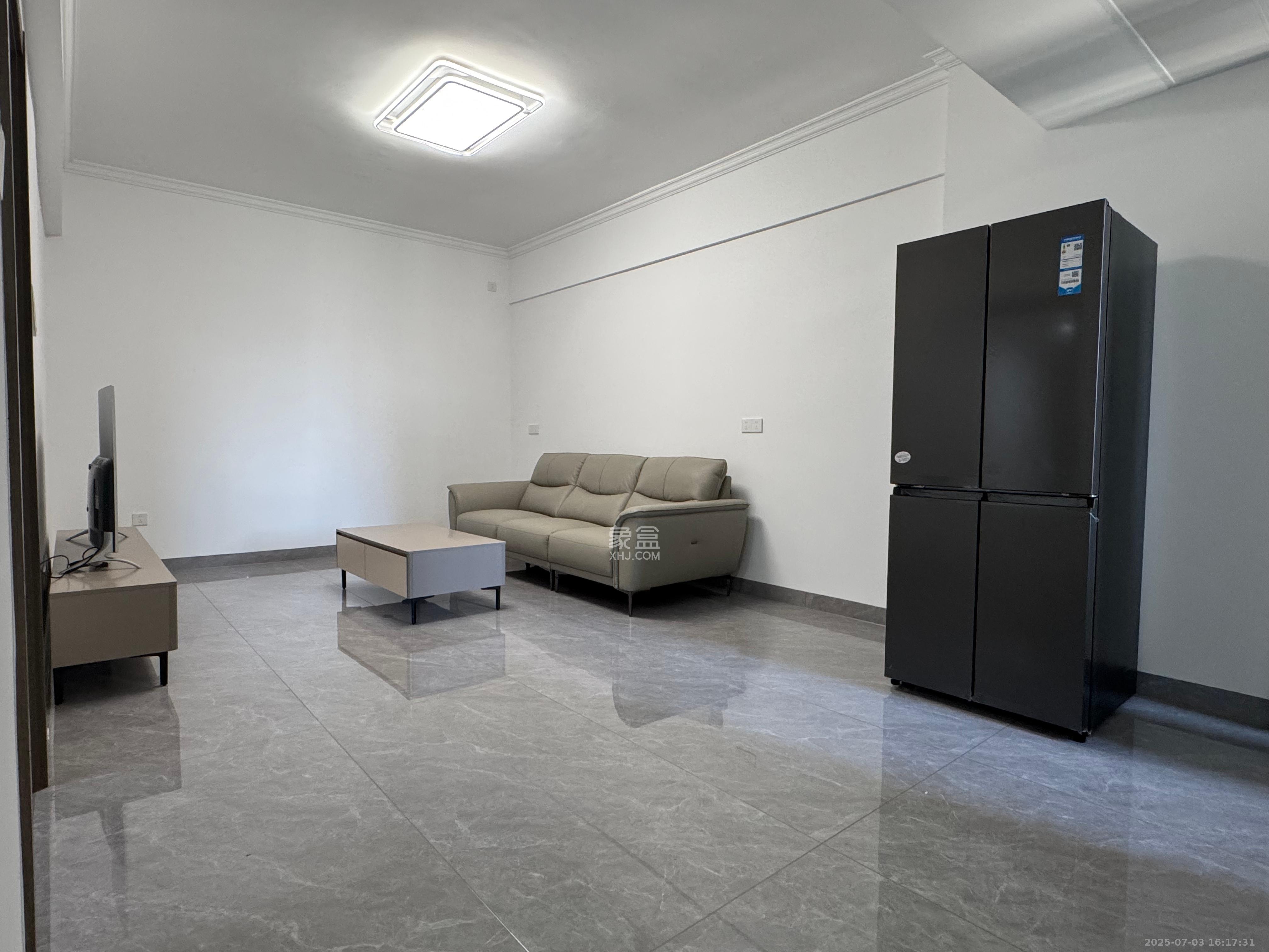 建鸿达现代城 3室2厅1卫 4800.0元/月 建鸿达现代城 3室2厅1卫 4800.0元/月室内图