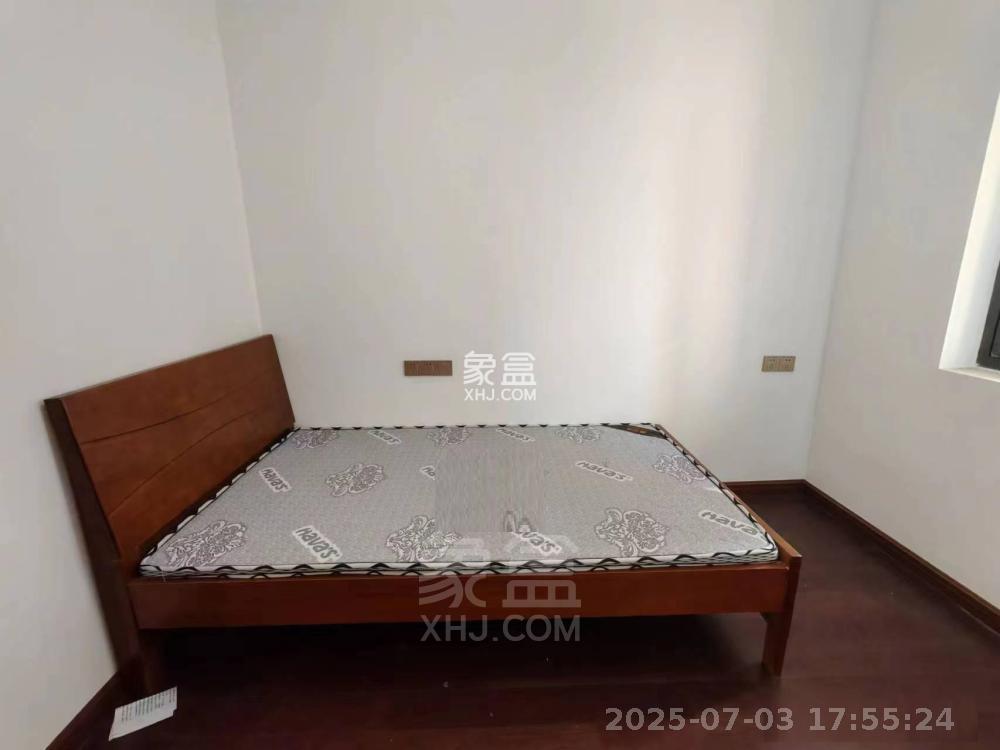 城际空间站 4室2厅2卫 1800.0元/月 城际空间站 4室2厅2卫 1800.0元/月室内图