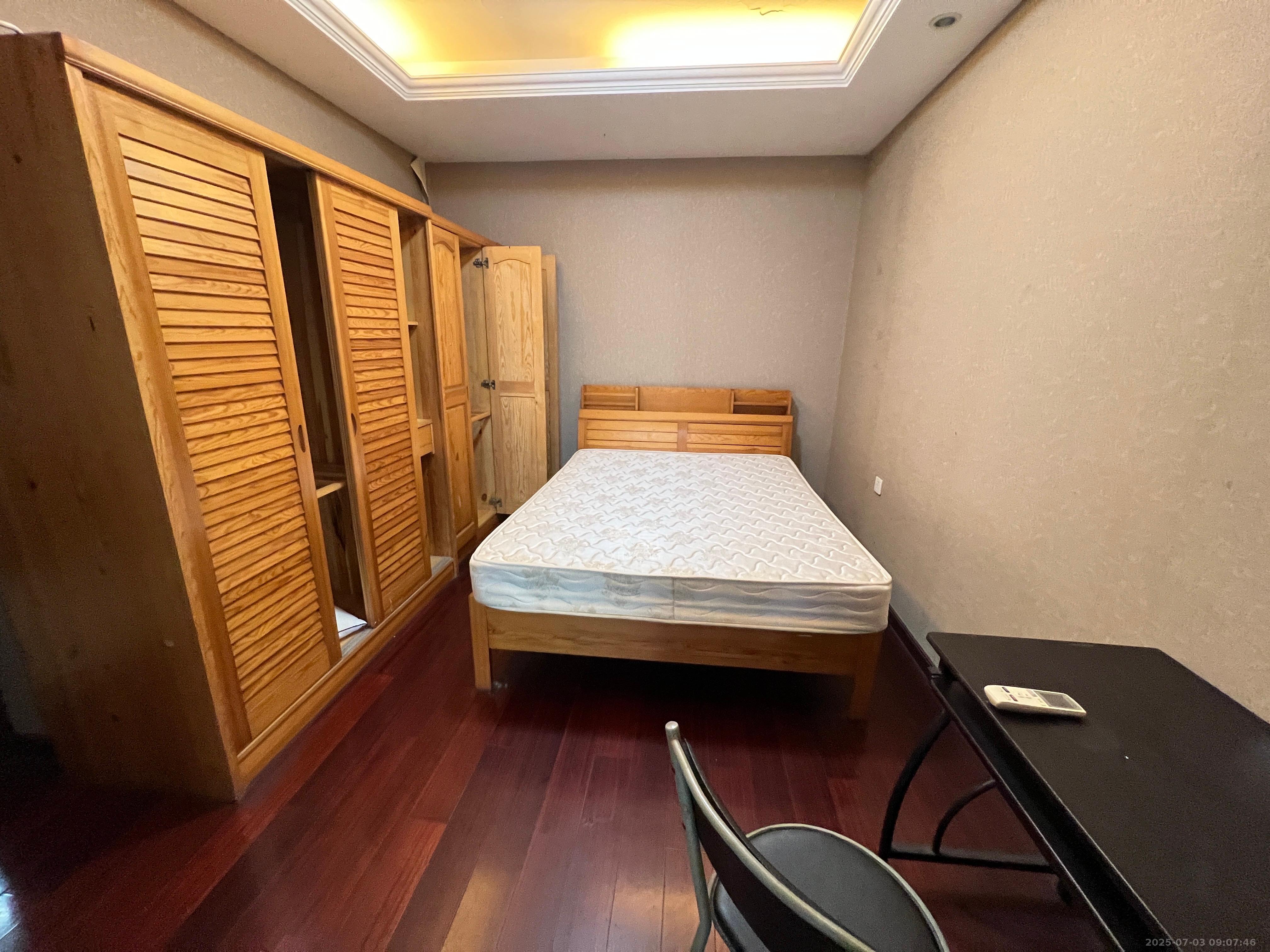 郡原居里  1室1厅1卫   1200.00元/月室内图
