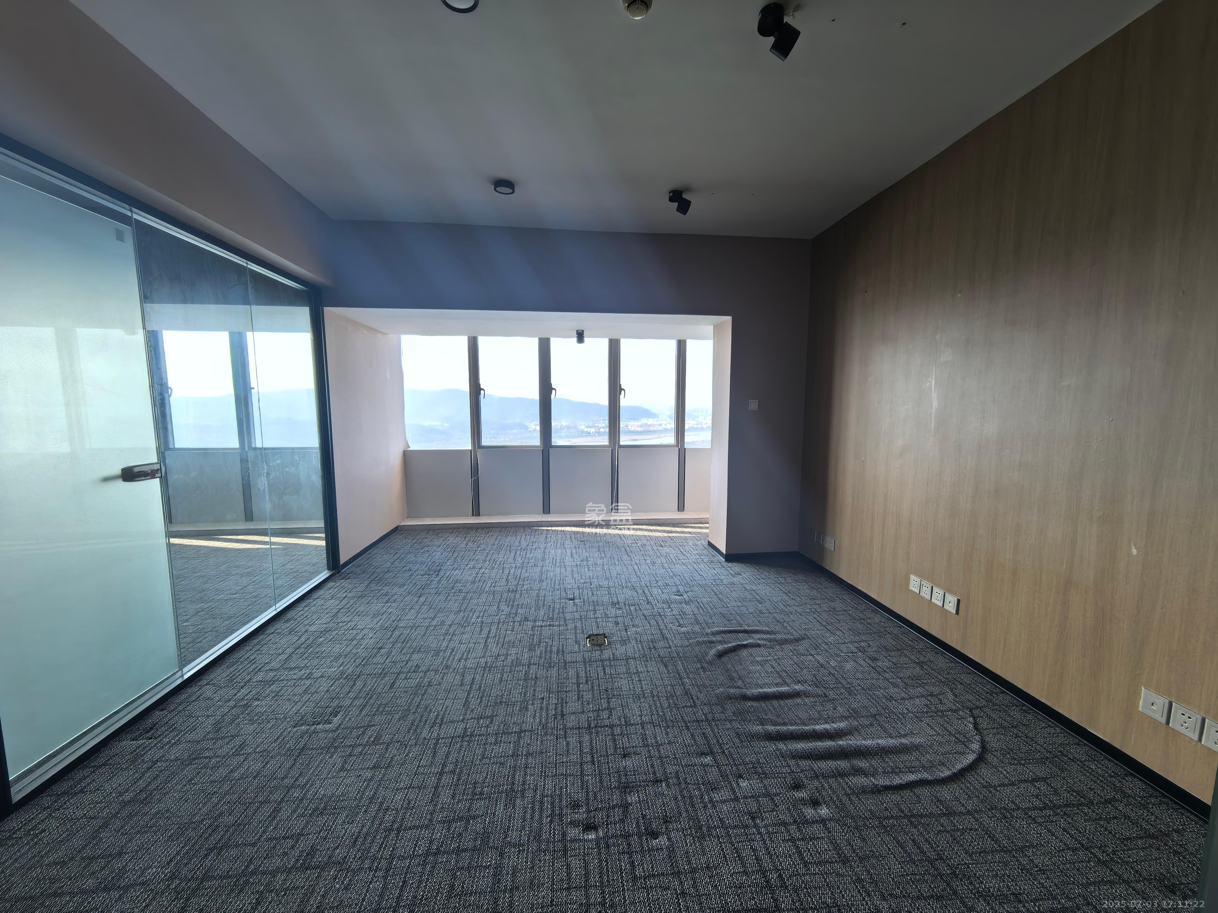 保利国际广场 1室1厅1卫 5000.0元/月 保利国际广场 1室1厅1卫 5000.0元/月室内图