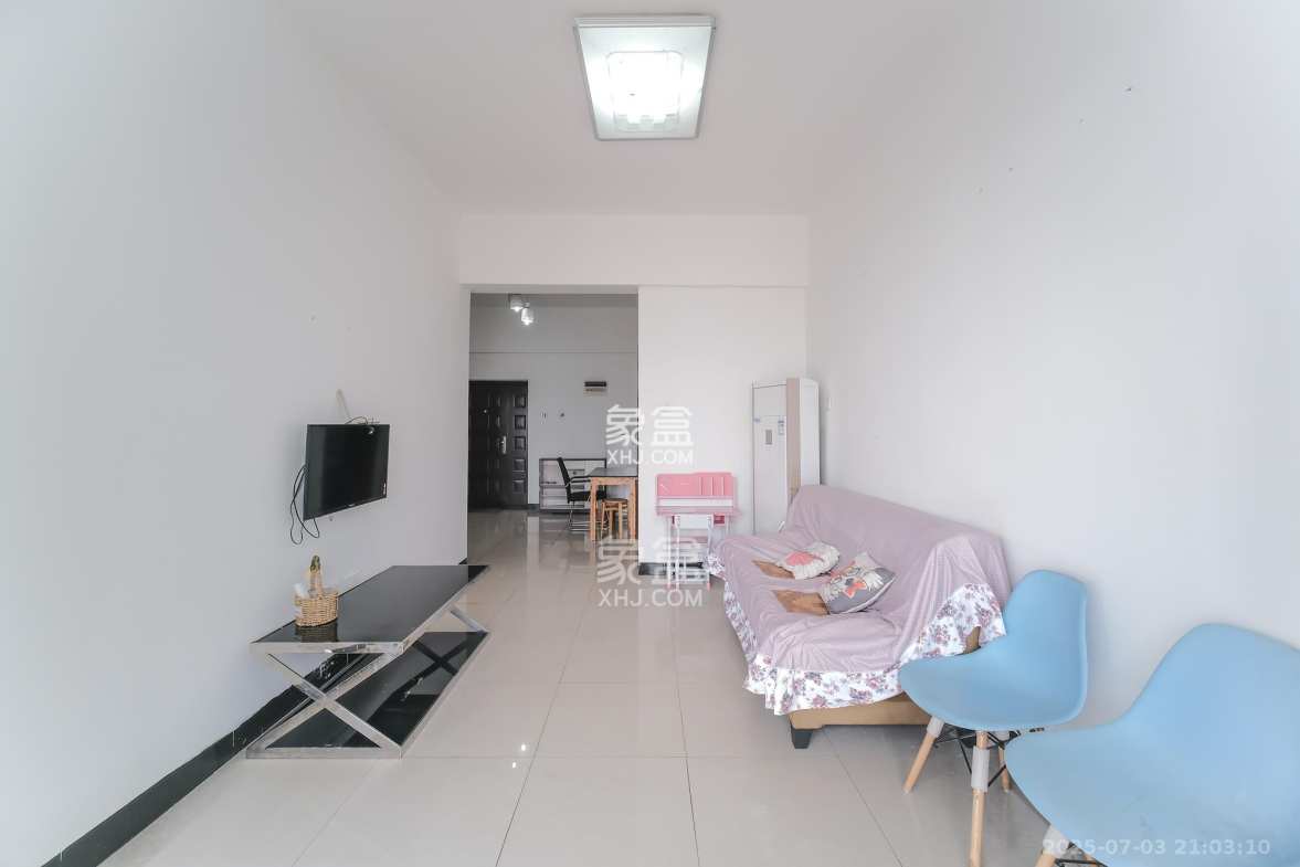 红树湾 2室2厅1卫 43.8万 红树湾 2室2厅1卫 43.8万客厅