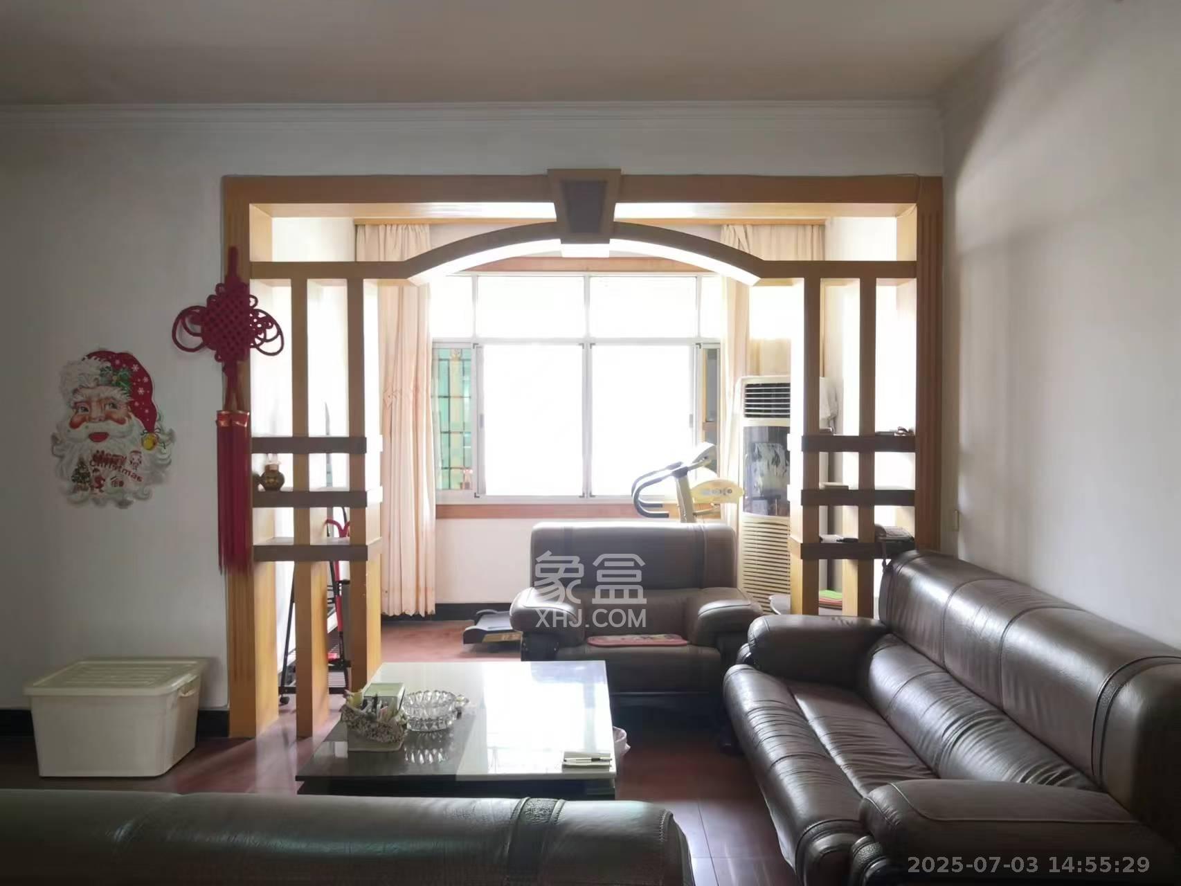 家馨园 3室1厅1卫 1000.0元/月 家馨园 3室1厅1卫 1000.0元/月室内图