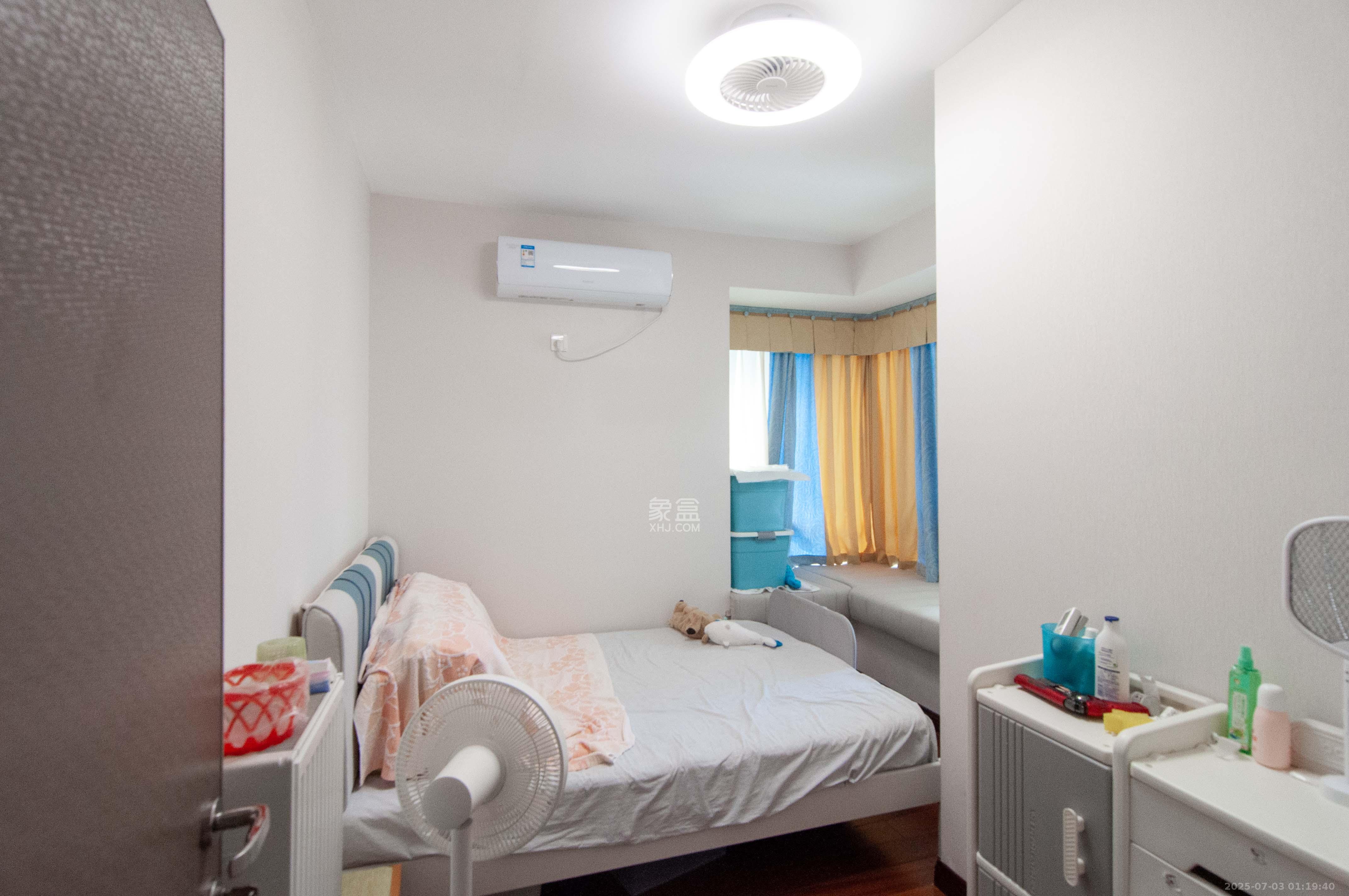 湘麓国际  4室2厅2卫    130.0万 湘麓国际  4室2厅2卫    130.0万其他