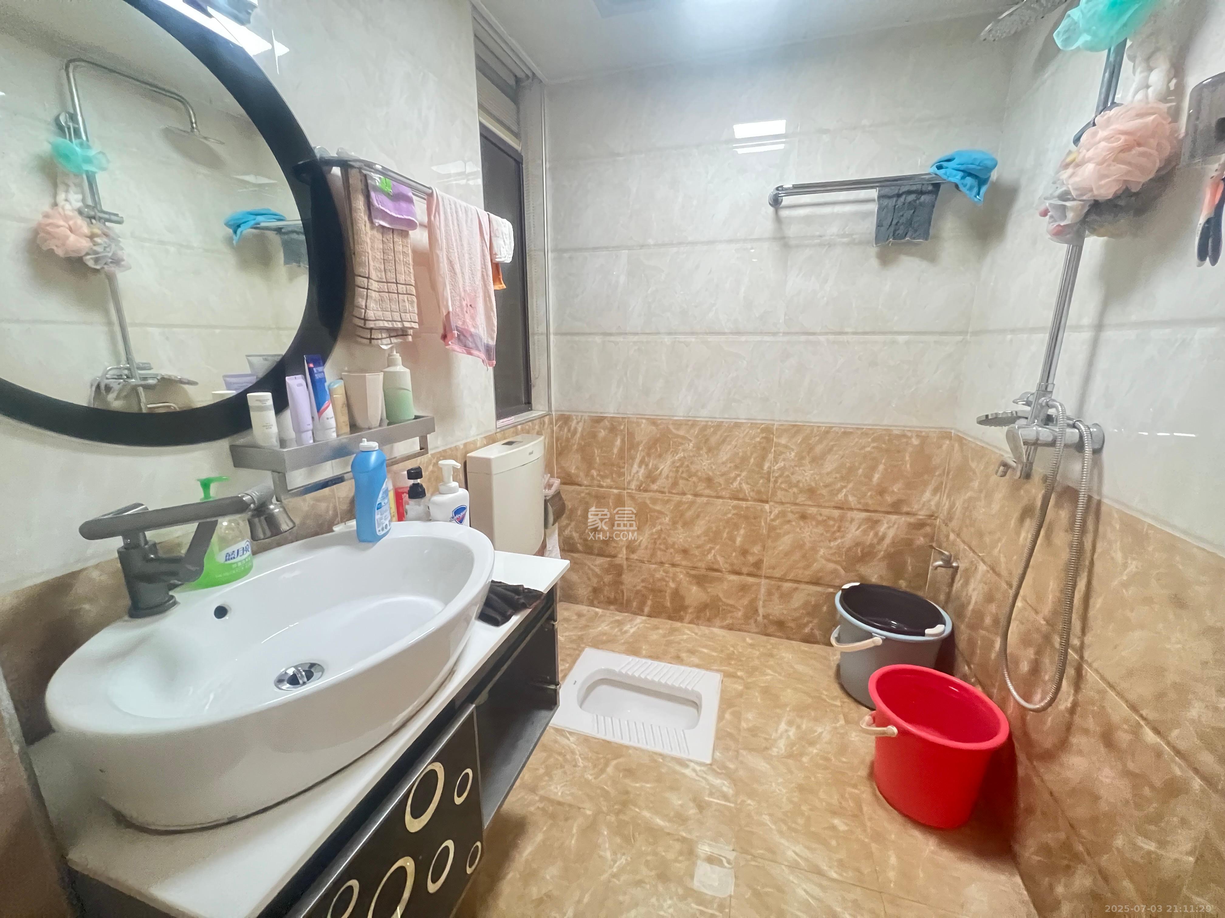 保利麓谷林语D区  3室2厅1卫   3200.00元/月室内图