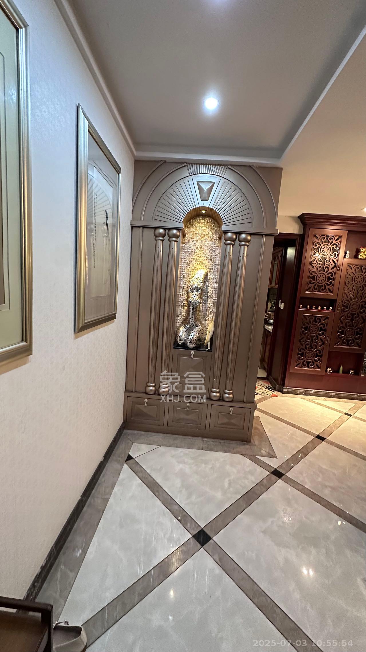 融科檀香山(融科紫檀、香山国际)  2室2厅2卫    5500.0元/月 融科檀香山(融科紫檀、香山国际)  2室2厅2卫    5500.0元/月室内图