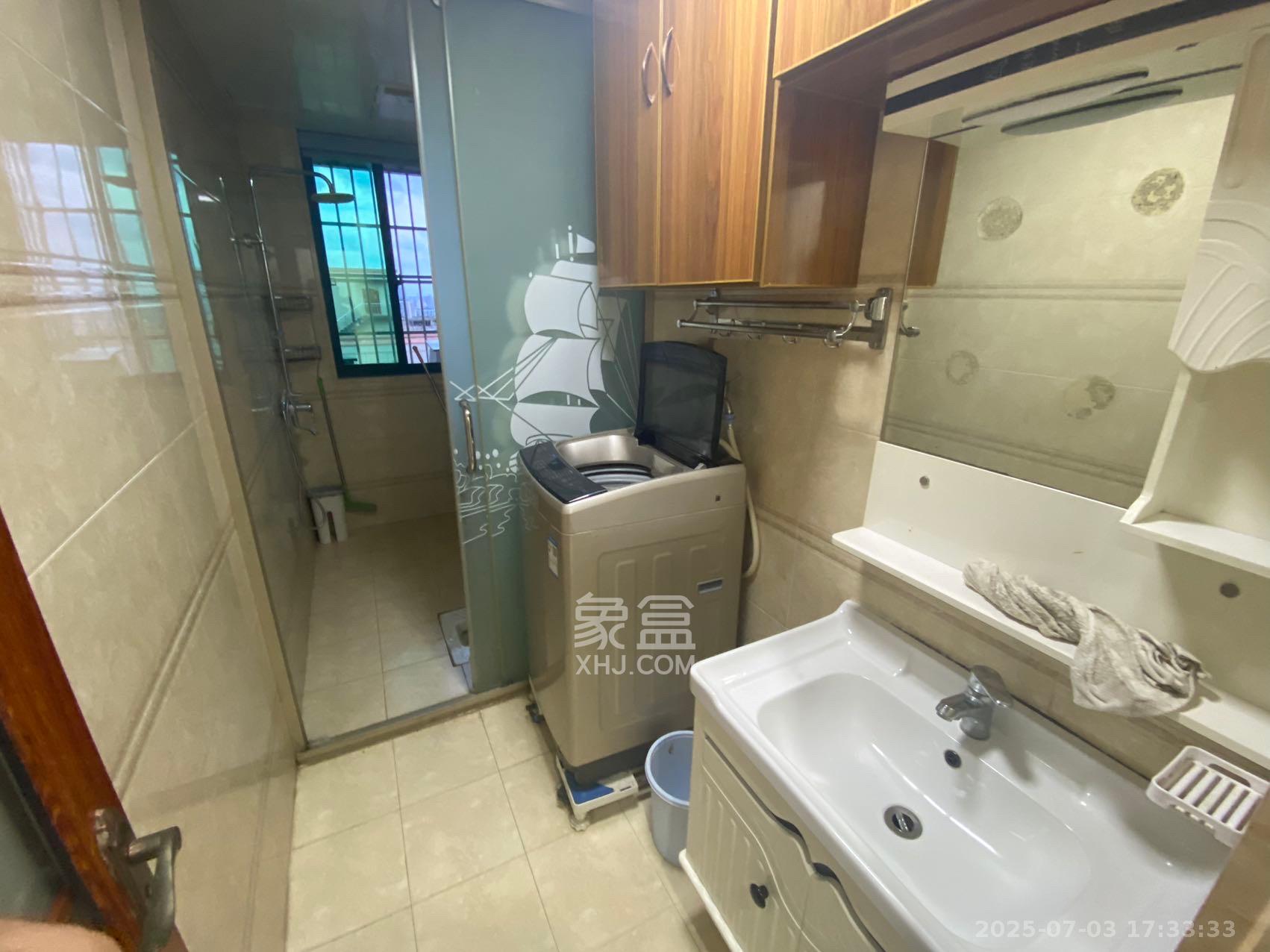 西韵佳苑  3室2厅2卫    3500.0元/月 西韵佳苑  3室2厅2卫    3500.0元/月室内图