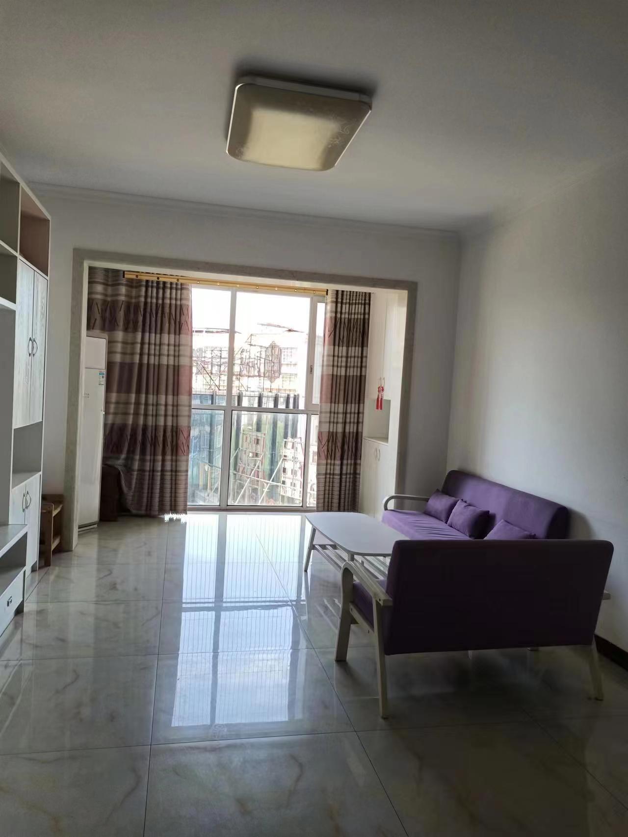 御笔华章  2室1厅1卫    1800.0元/月 御笔华章  2室1厅1卫    1800.0元/月室内图