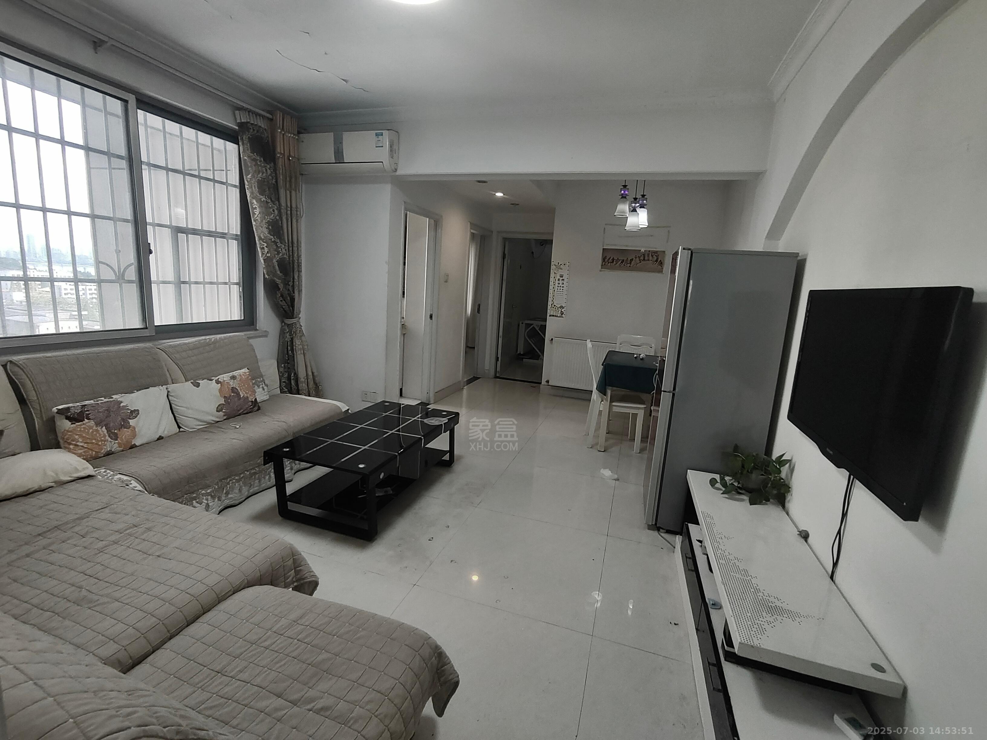 文化园三期  2室2厅1卫    1300.0元/月 文化园三期  2室2厅1卫    1300.0元/月室内图