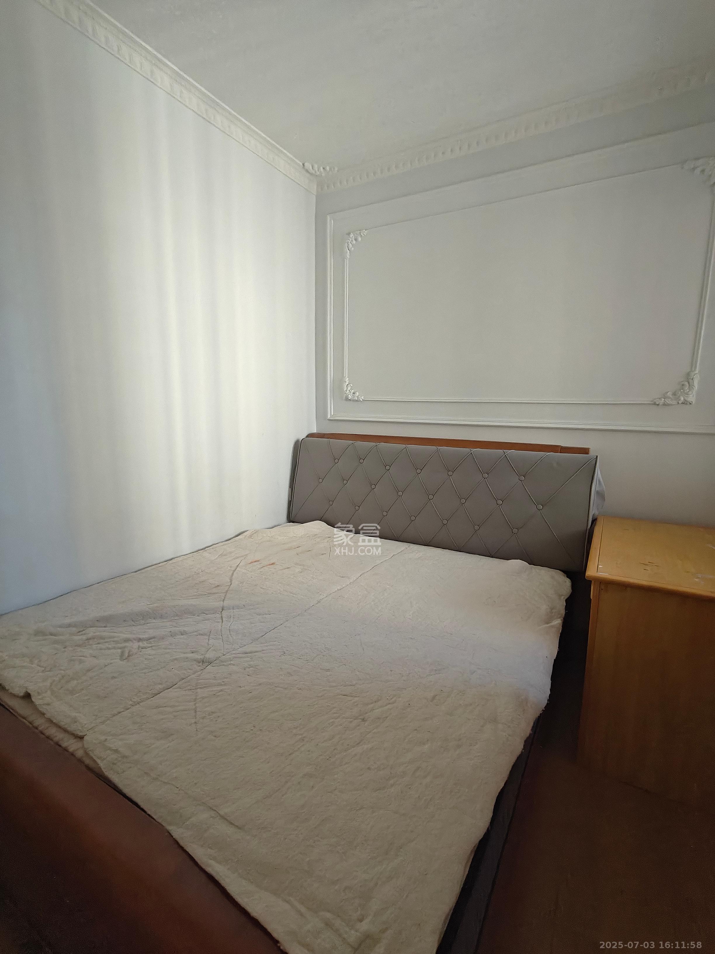 洋湖时代 3室2厅1卫 2200.0元/月 洋湖时代 3室2厅1卫 2200.0元/月室内图