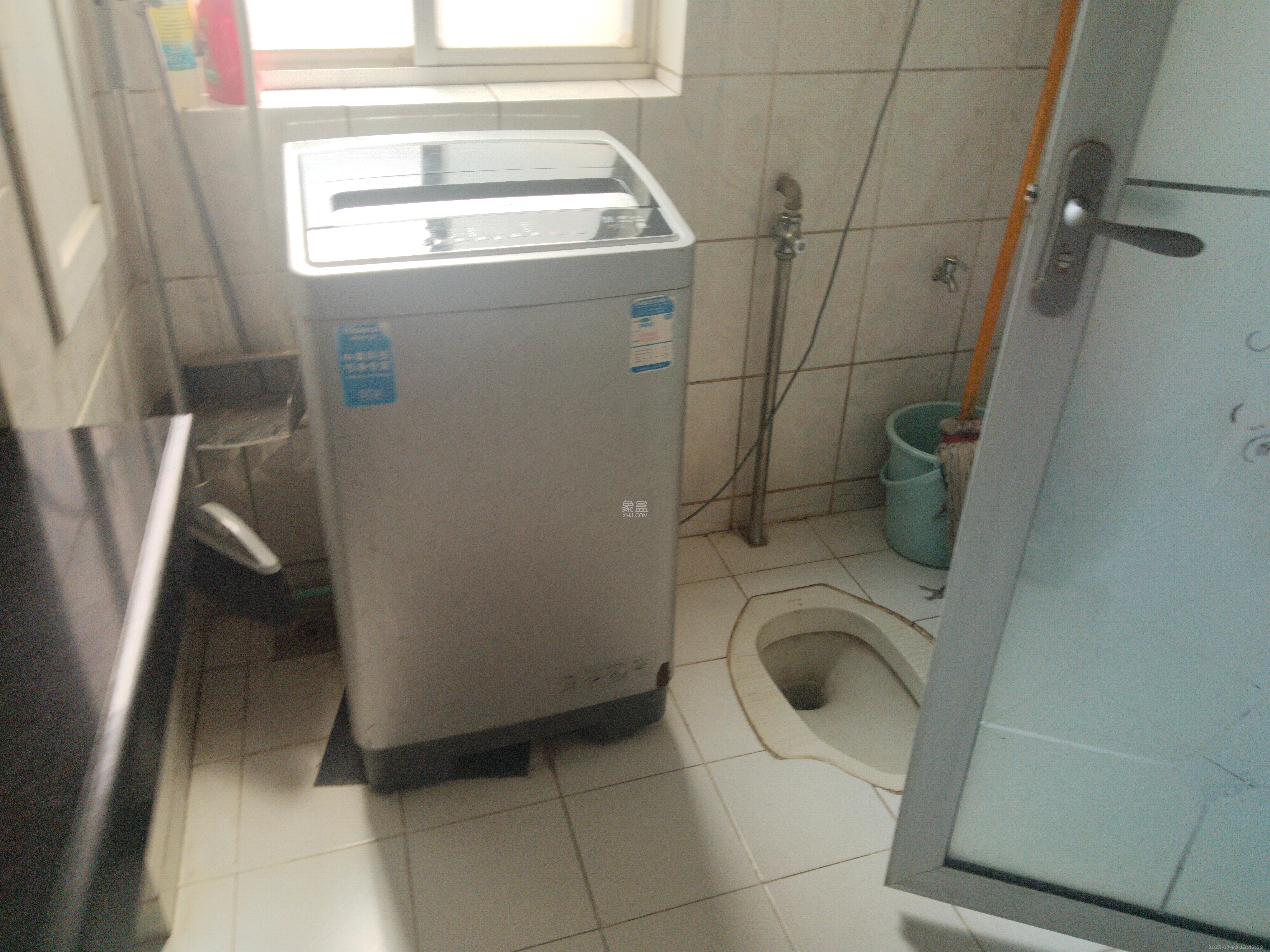 湘农桥社区  3室2厅1卫    2500.0元/月室内图