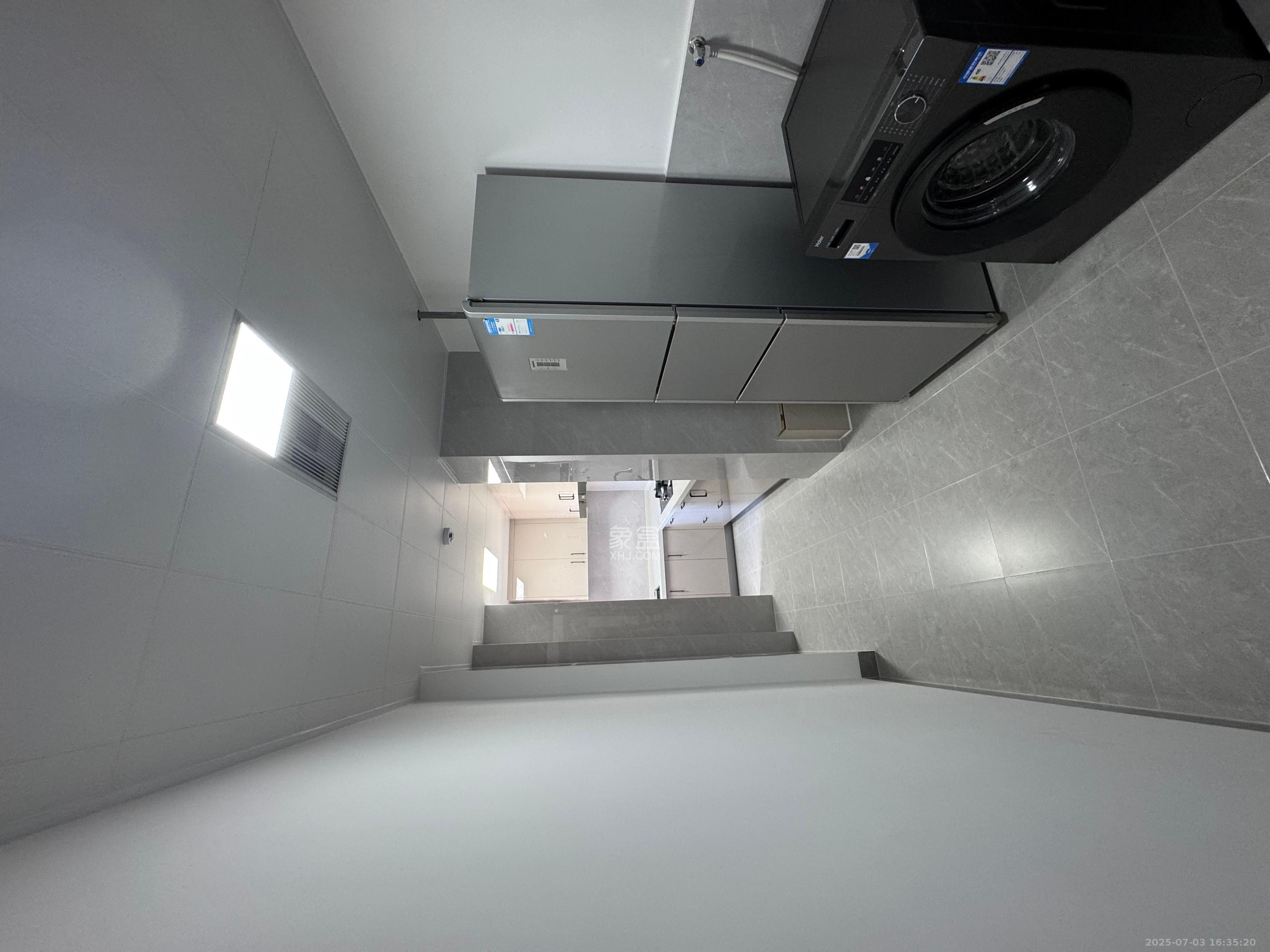 建鸿达现代城 3室2厅1卫 5300.0元/月 建鸿达现代城 3室2厅1卫 5300.0元/月室内图