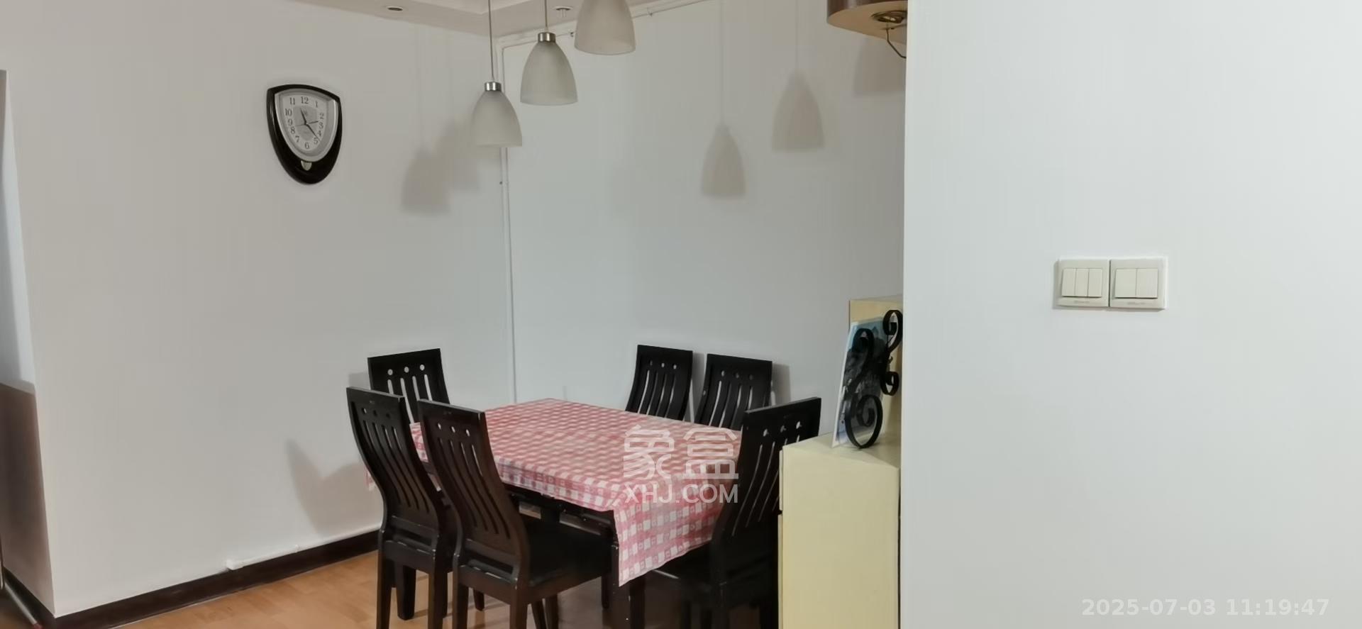 学院新村  2室1厅1卫    3200.0元/月 学院新村  2室1厅1卫    3200.0元/月室内图