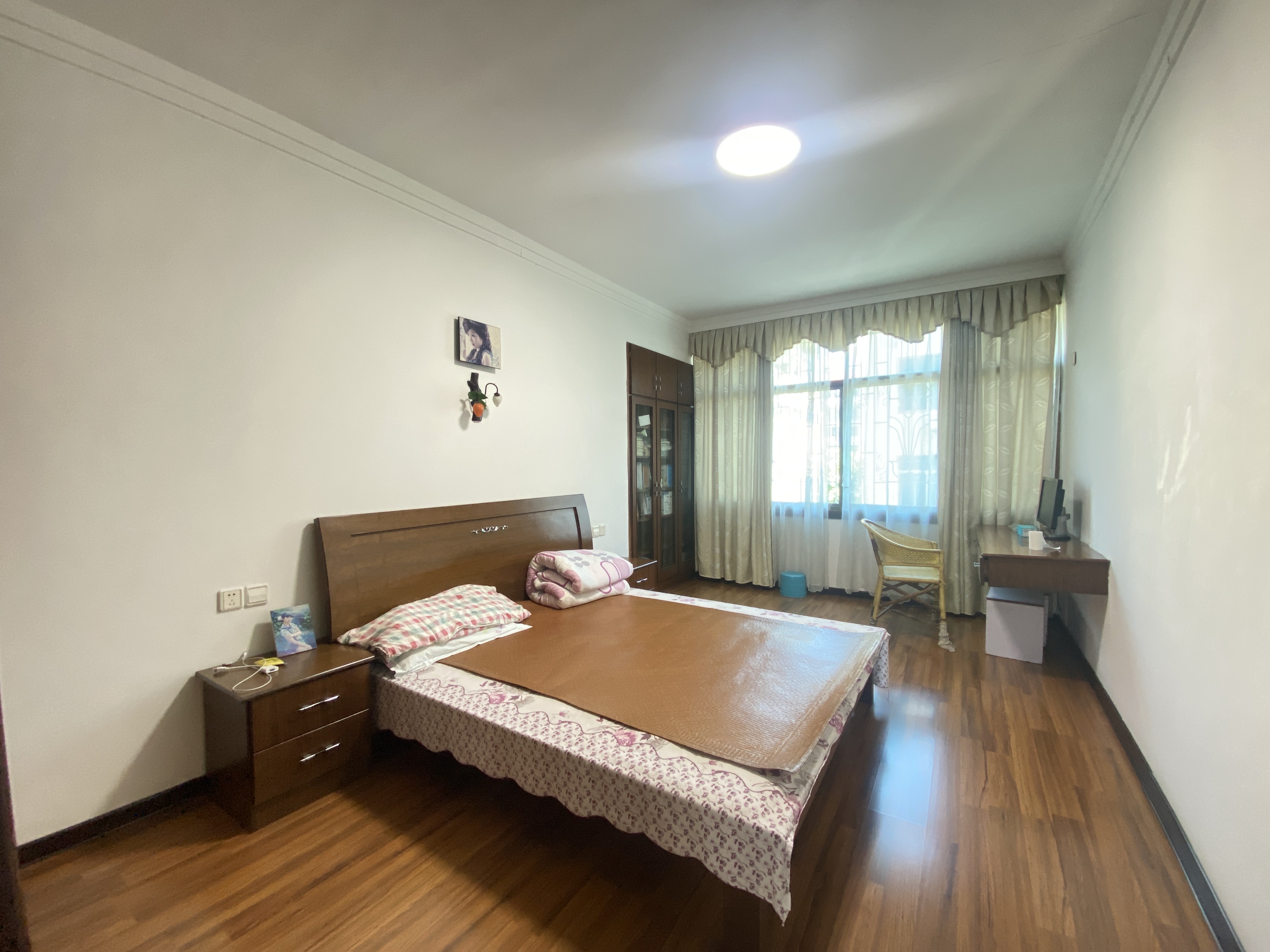 金谷市场 3室2厅2卫 45.8万 金谷市场 3室2厅2卫 45.8万客厅