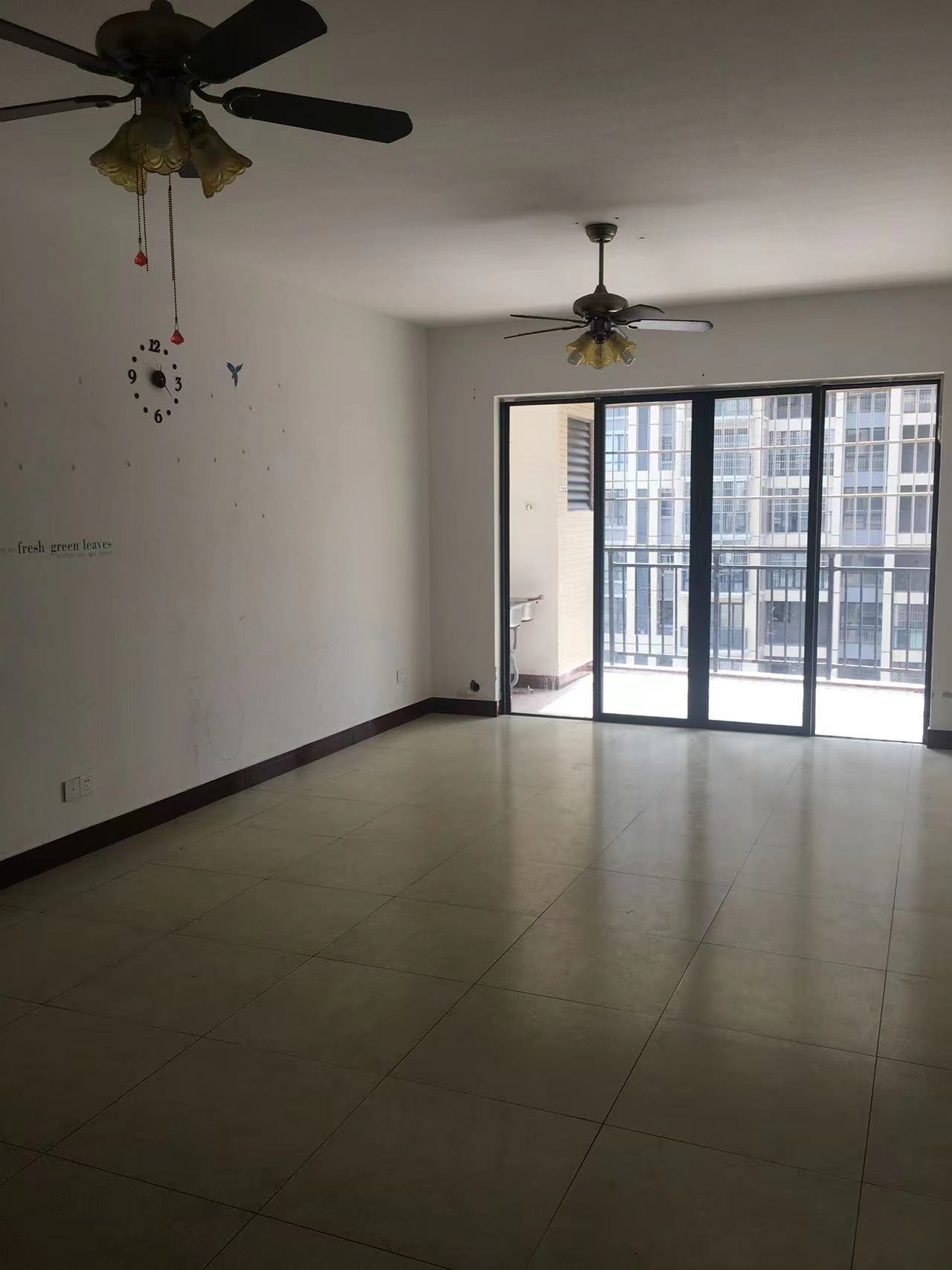 五源河公寓B区 3室2厅2卫 2300.0元/月 五源河公寓B区 3室2厅2卫 2300.0元/月室内图