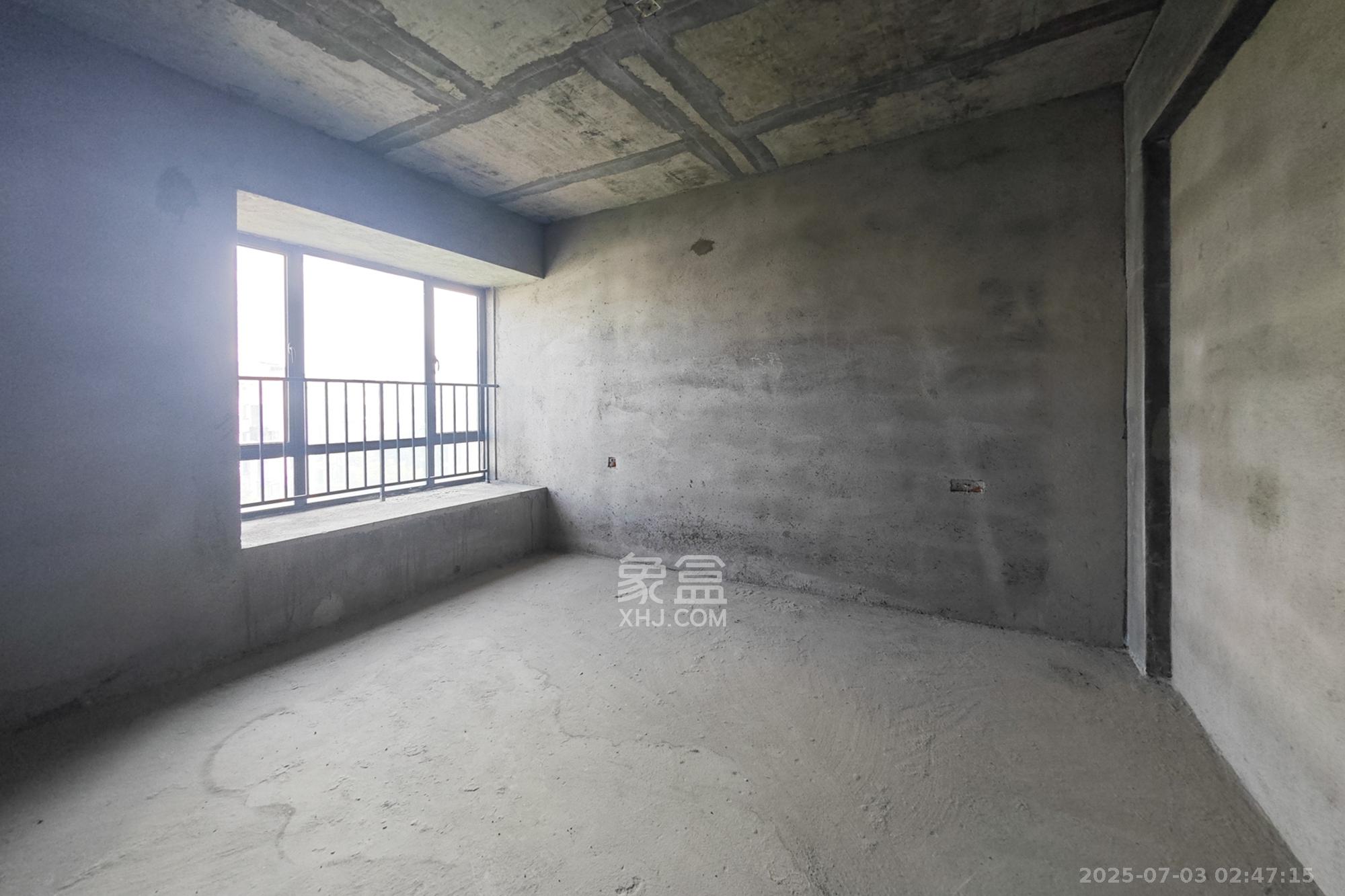 时光潇湘学府(浔学苑) 6室3厅4卫 75.0万 时光潇湘学府(浔学苑) 6室3厅4卫 75.0万其他