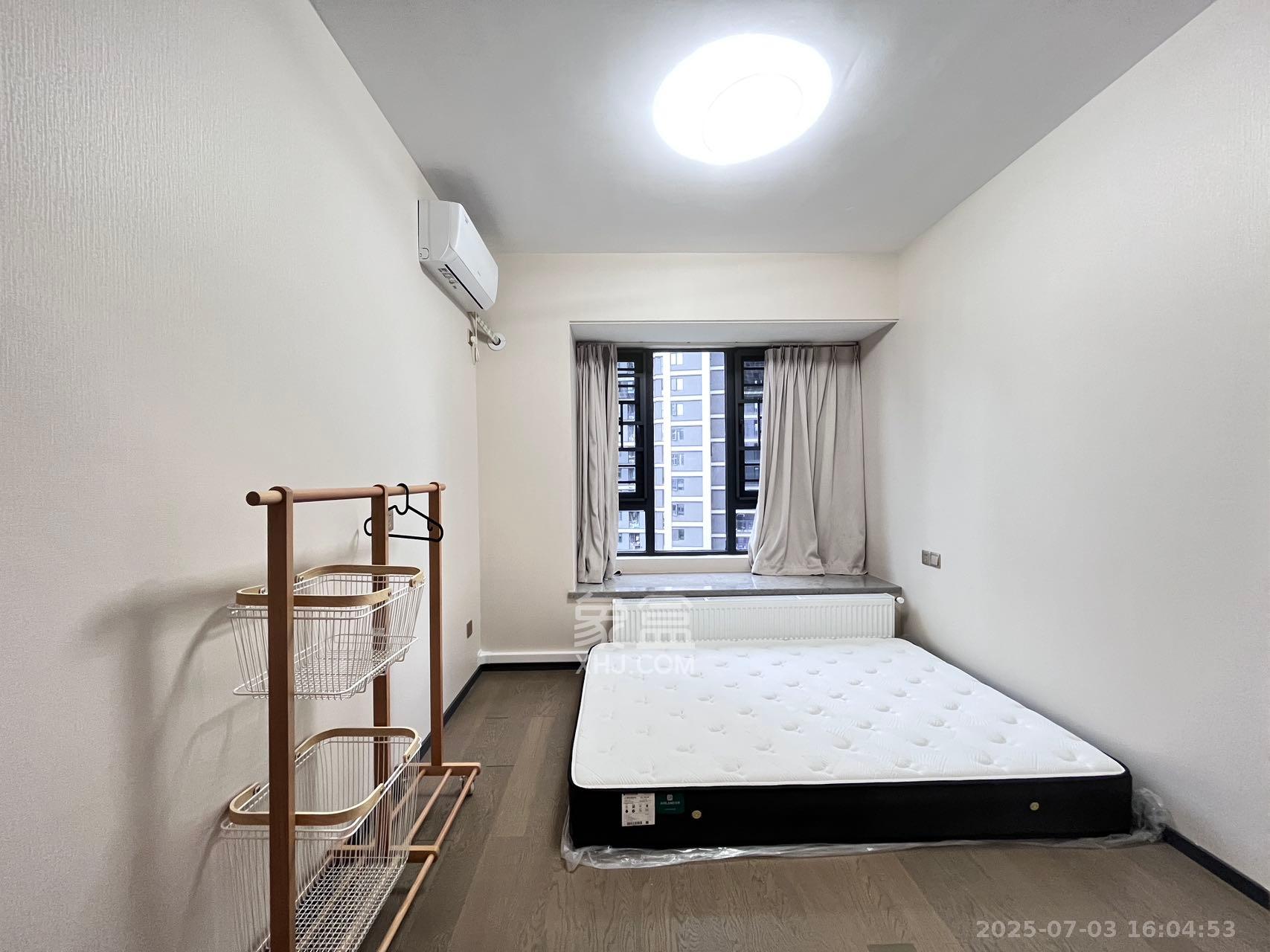 中海阅麓山一期  4室2厅2卫    4500.0元/月 中海阅麓山一期  4室2厅2卫    4500.0元/月室内图