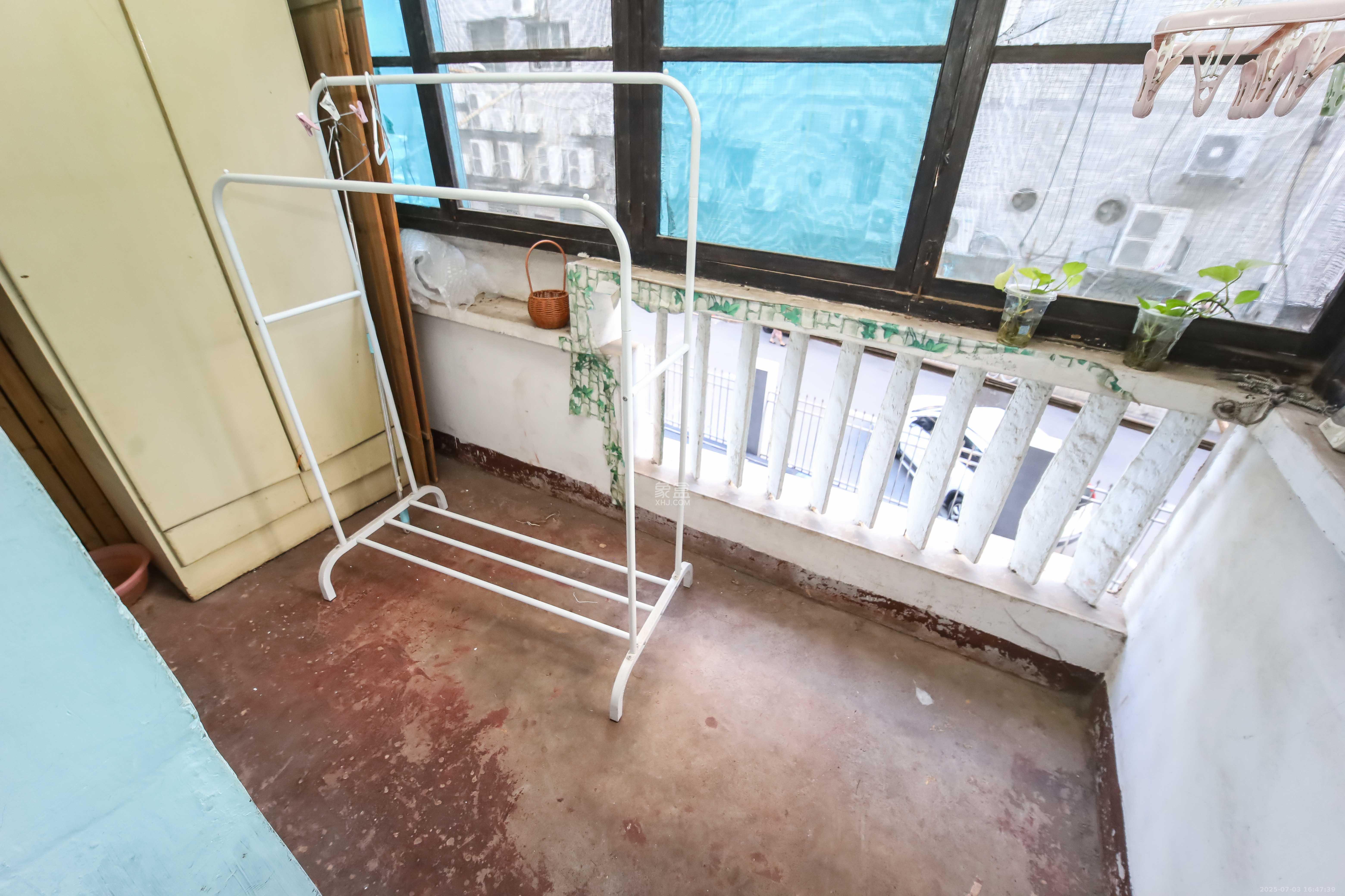 湘运新村  2室1厅1卫   45.00万阳台