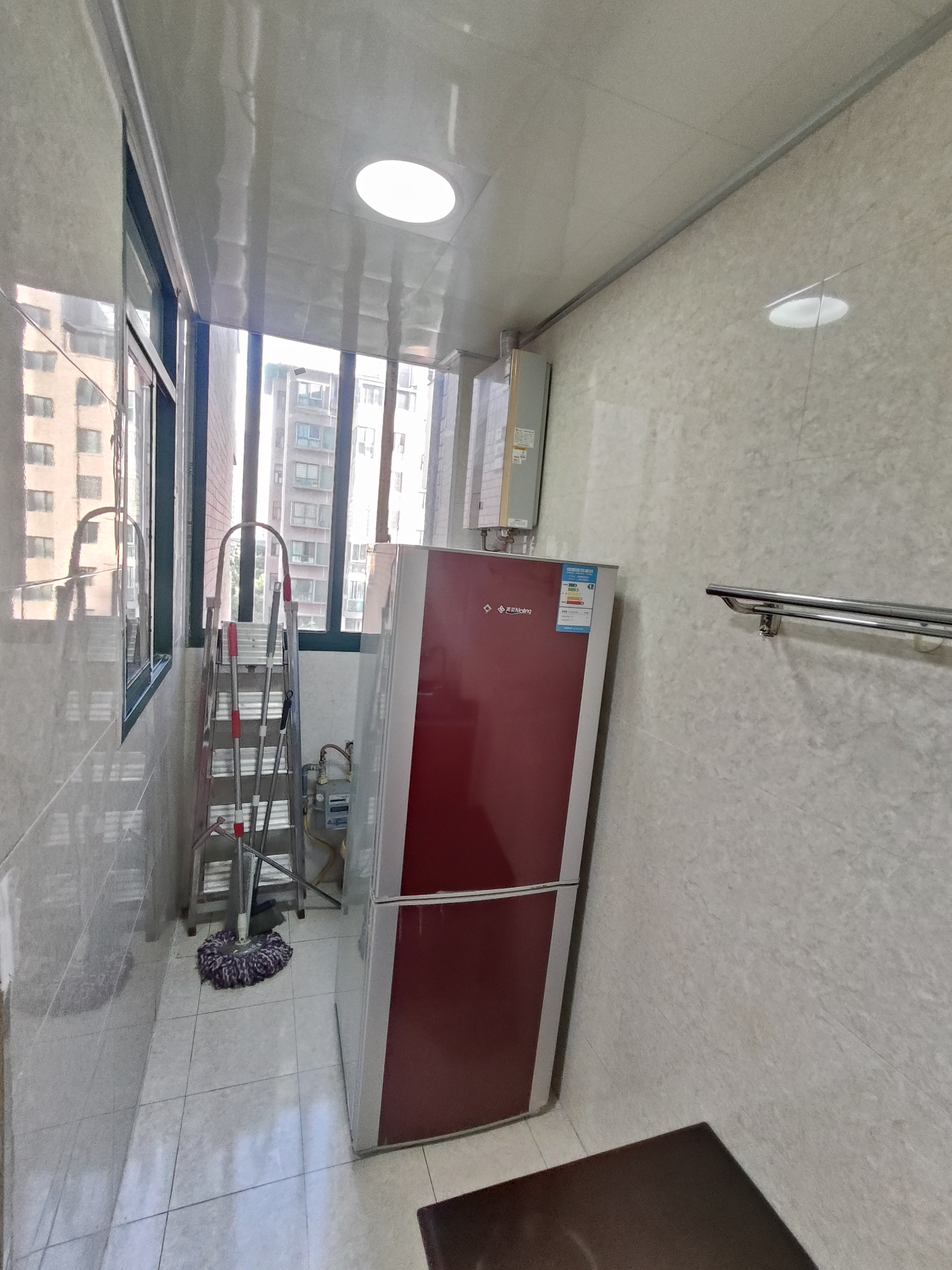 雅士林湘苑一期  2室2厅1卫   1800.00元/月室内图