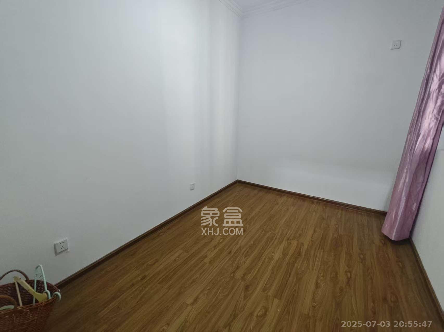 阳光丽城  1室0厅0卫   2300.00元/月室内图