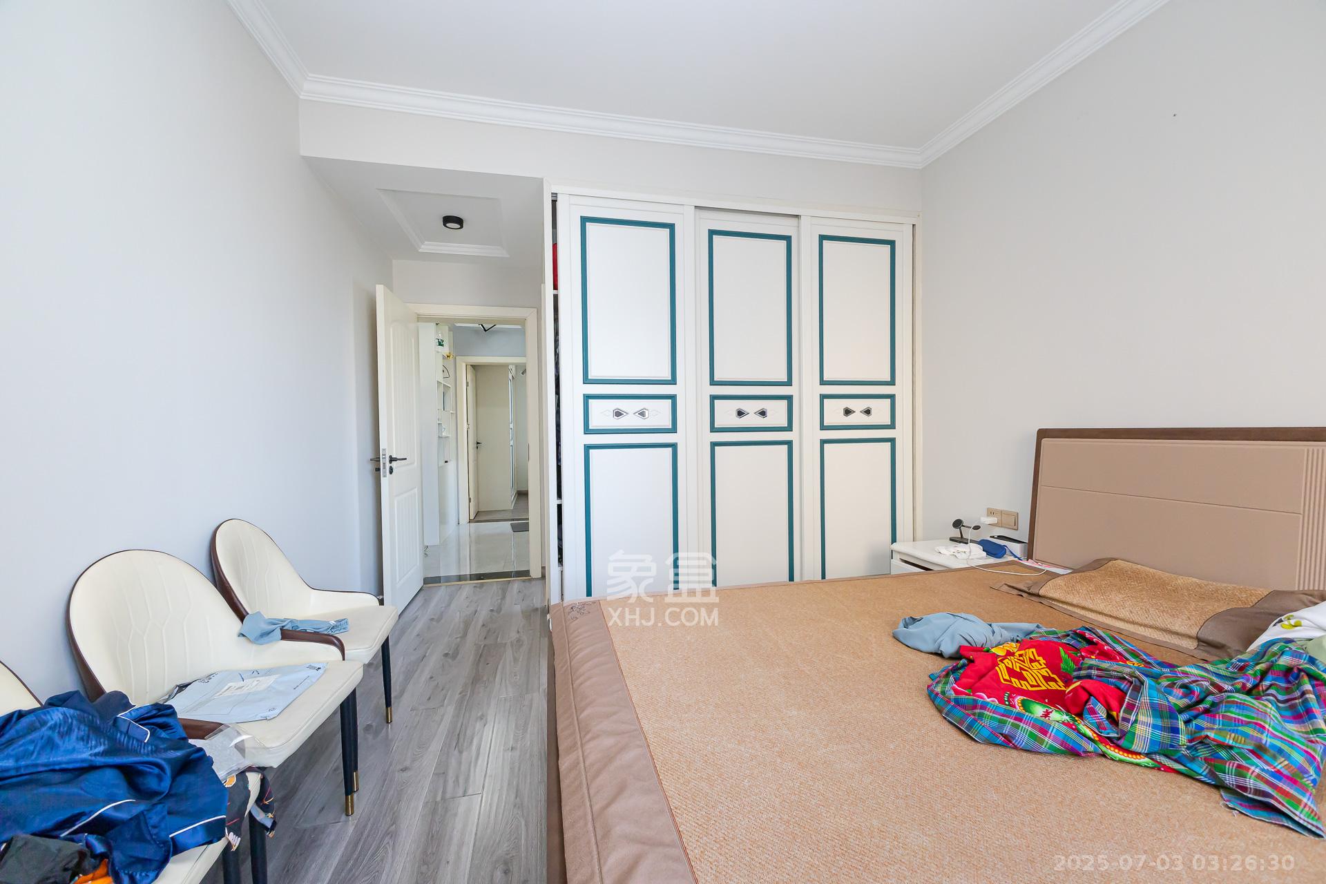 嘉宇银杉(嘉宇西苑) 3室2厅2卫 92.8万 嘉宇银杉(嘉宇西苑) 3室2厅2卫 92.8万卧室